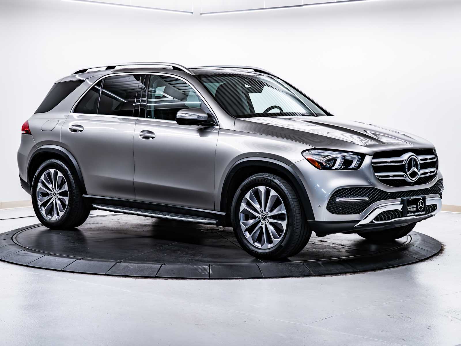 used 2023 Mercedes-Benz GLE 450 car, priced at $56,998
