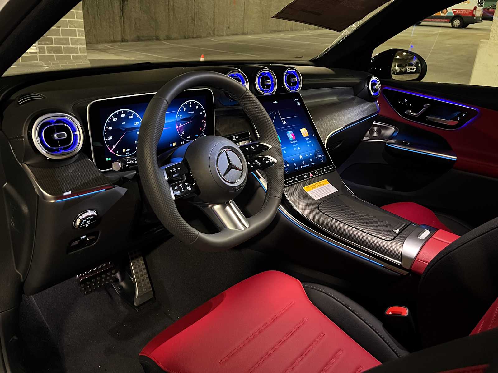 new 2025 Mercedes-Benz GLC 300 car