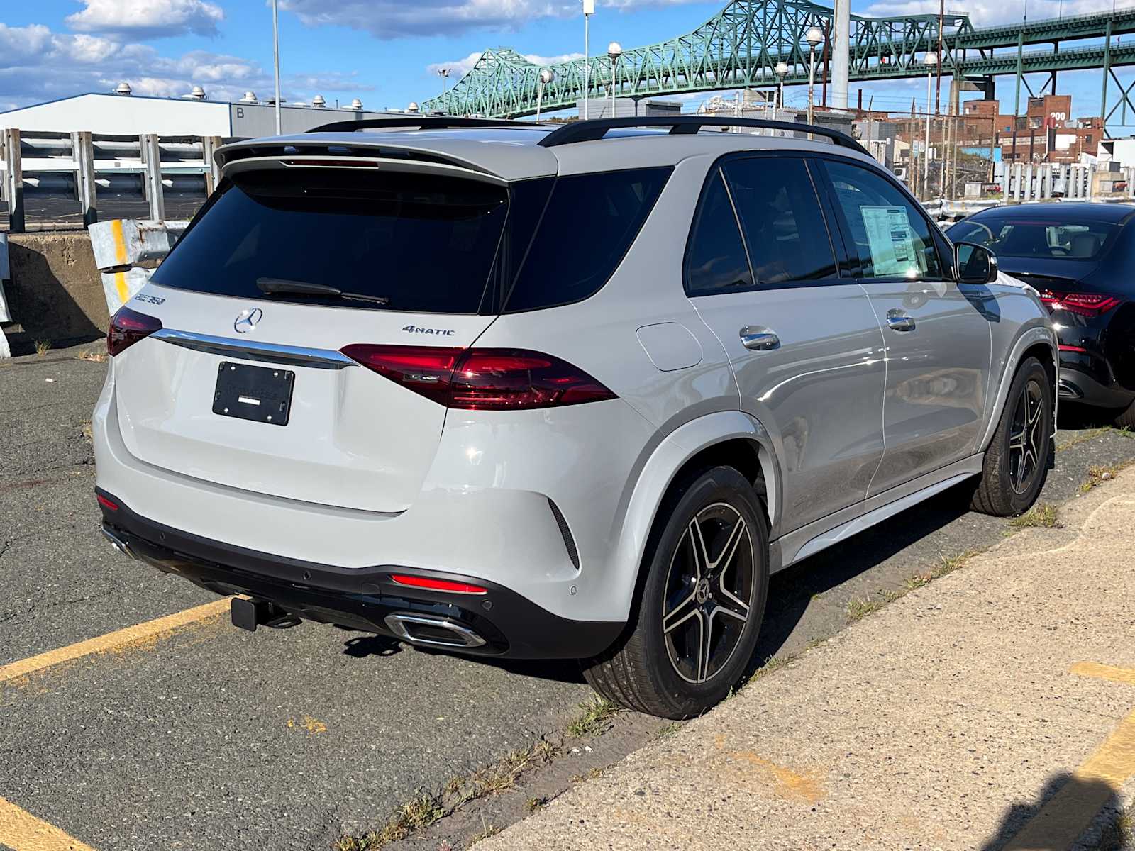 new 2025 Mercedes-Benz GLE 350 car