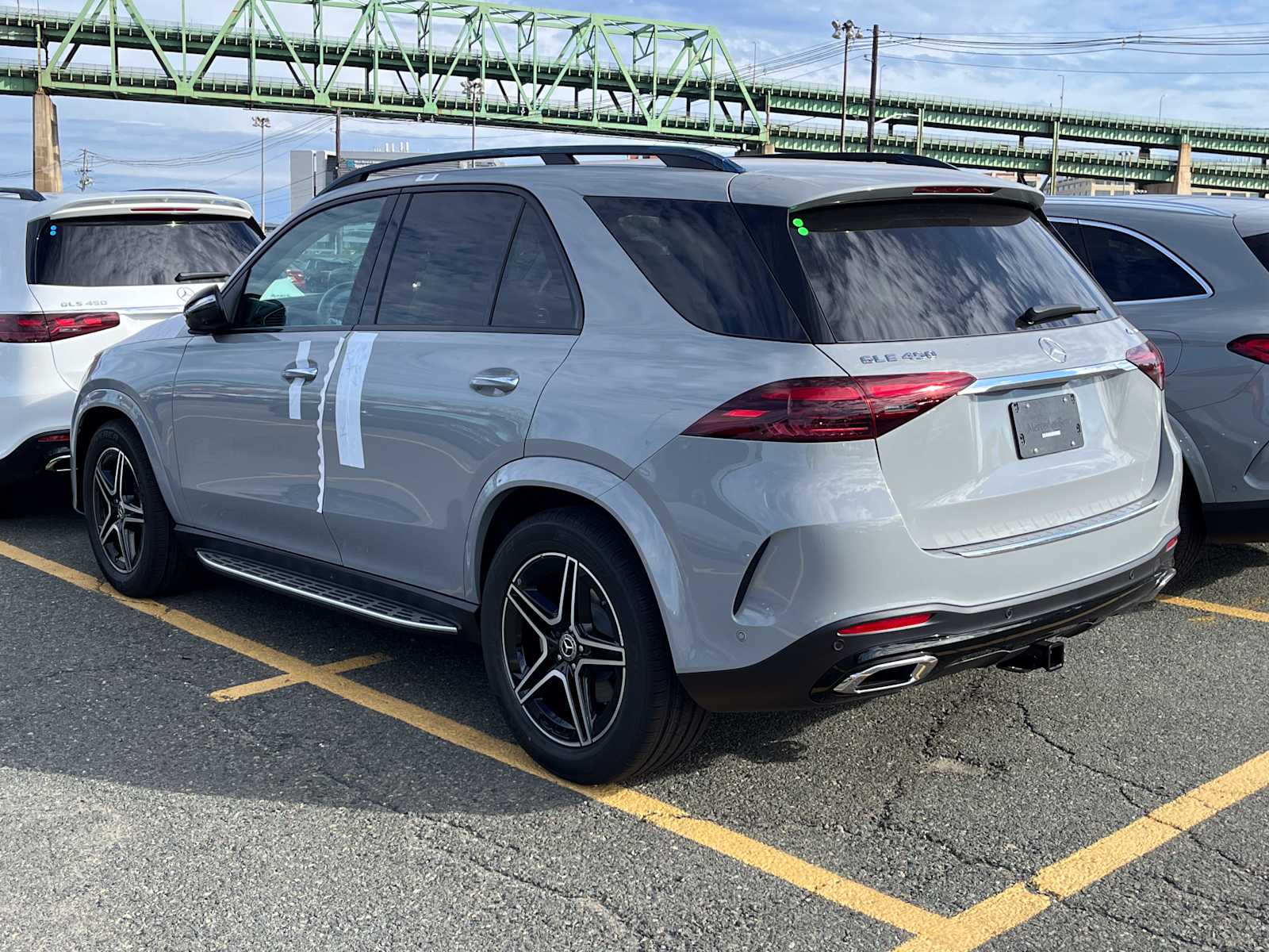 new 2026 Mercedes-Benz GLE 450 car