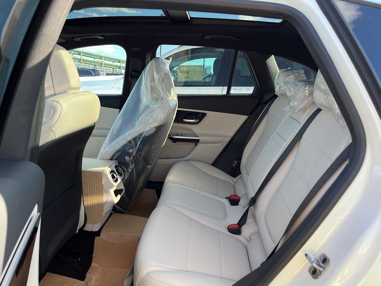 new 2026 Mercedes-Benz GLC 300 car