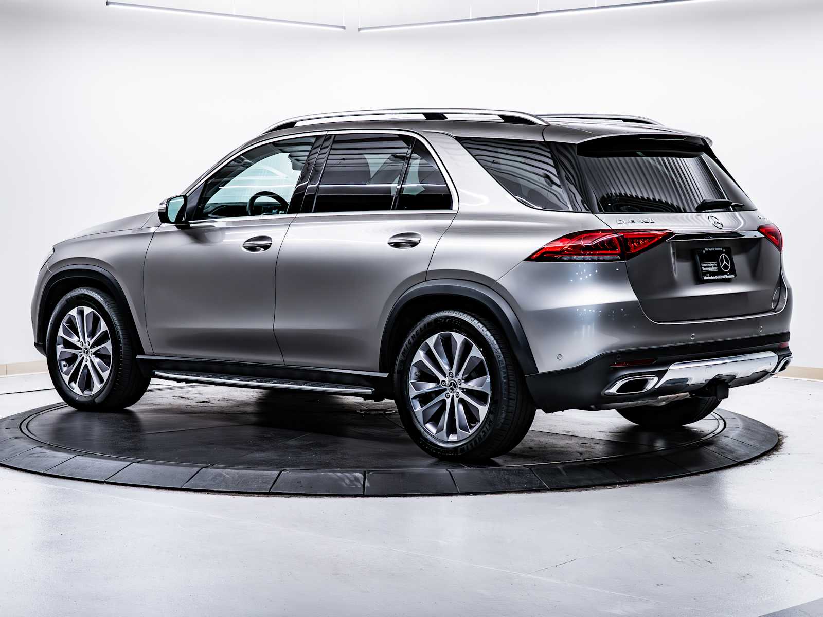 used 2023 Mercedes-Benz GLE 450 car, priced at $56,998