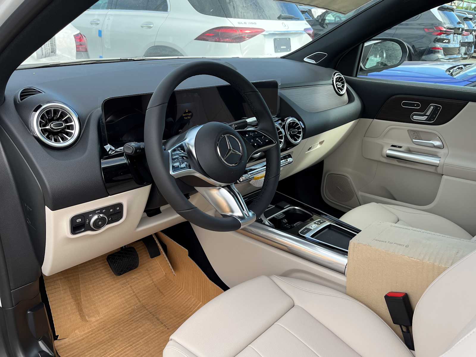 new 2026 Mercedes-Benz GLA 250 car
