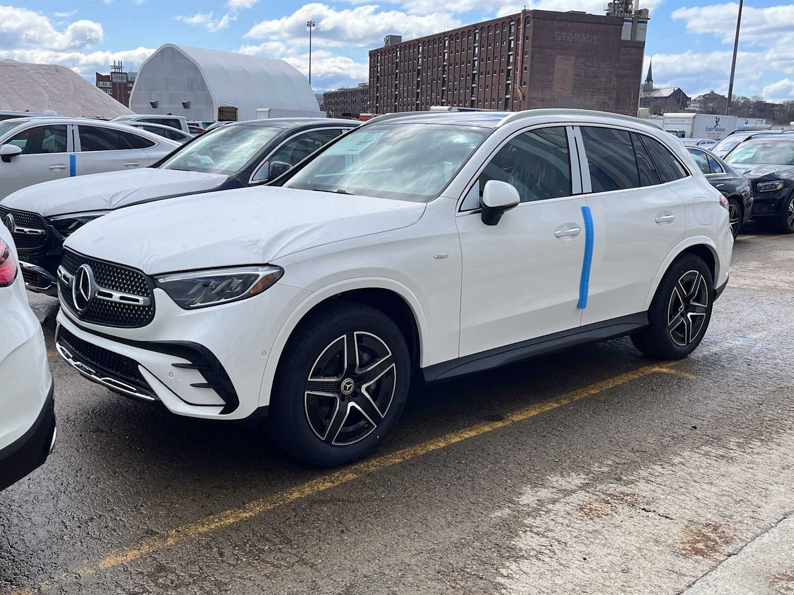 new 2025 Mercedes-Benz GLC 350e Plug-In Hybrid car