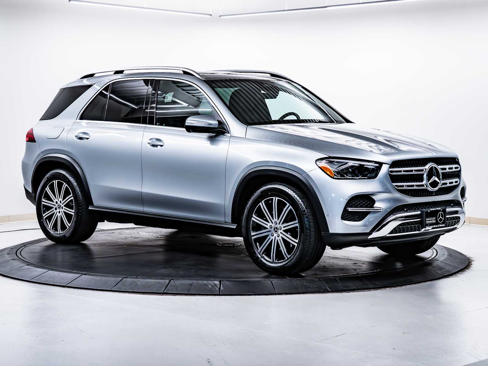 used 2025 Mercedes-Benz GLE 350 car, priced at $59,798
