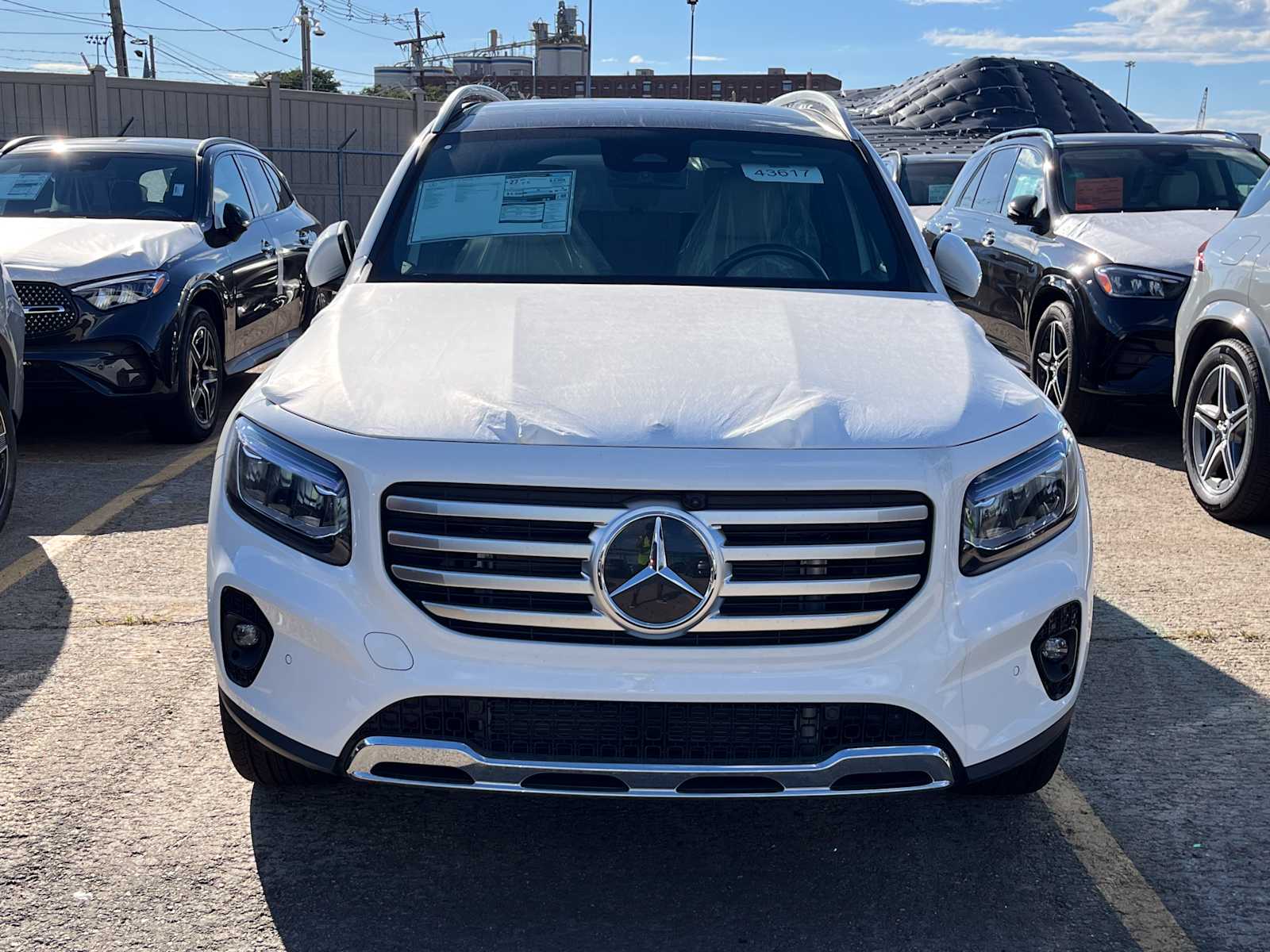 new 2026 Mercedes-Benz GLB 250 car