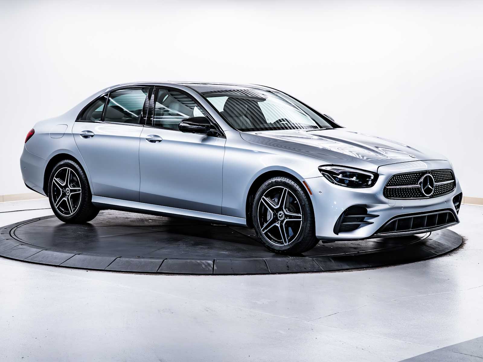 used 2022 Mercedes-Benz E-Class car, priced at $42,998