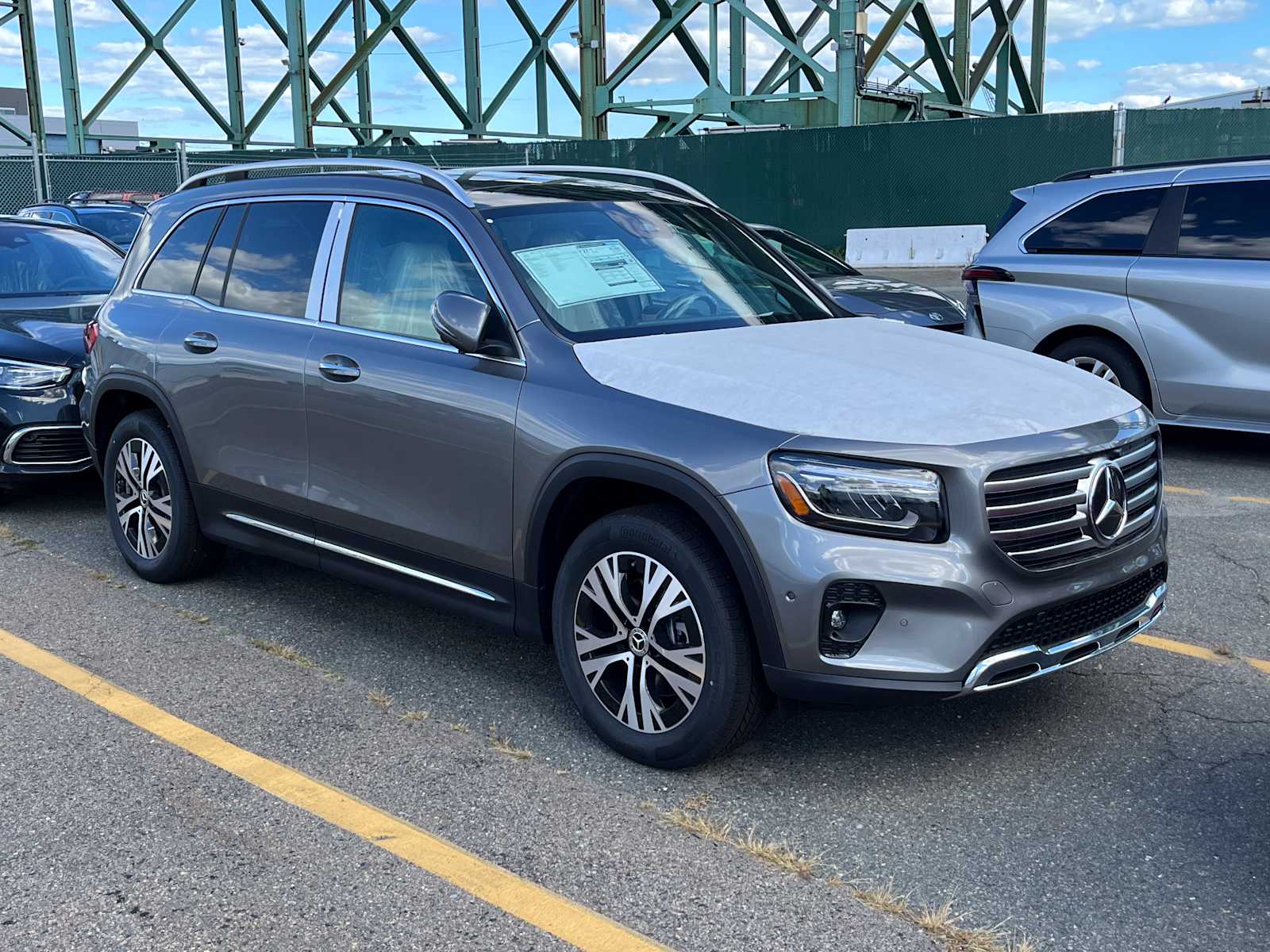 new 2026 Mercedes-Benz GLB 250 car