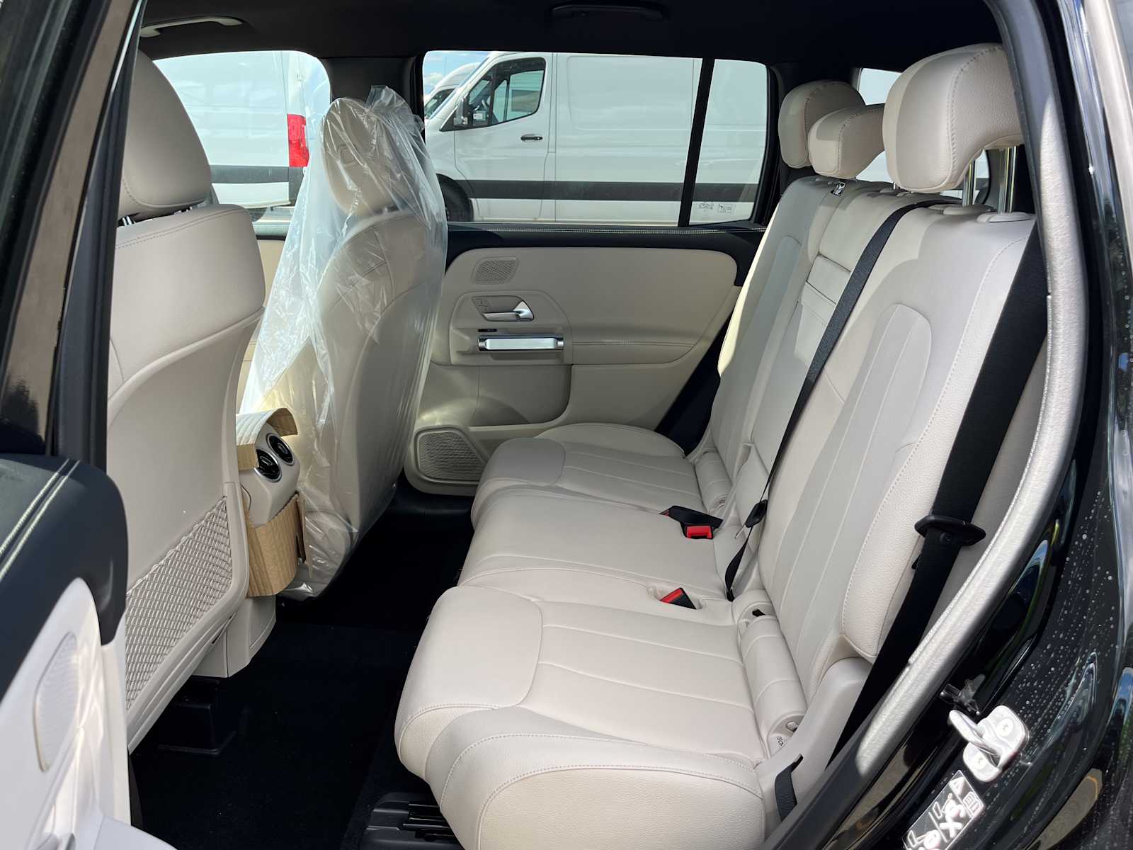 new 2026 Mercedes-Benz GLB 250 car