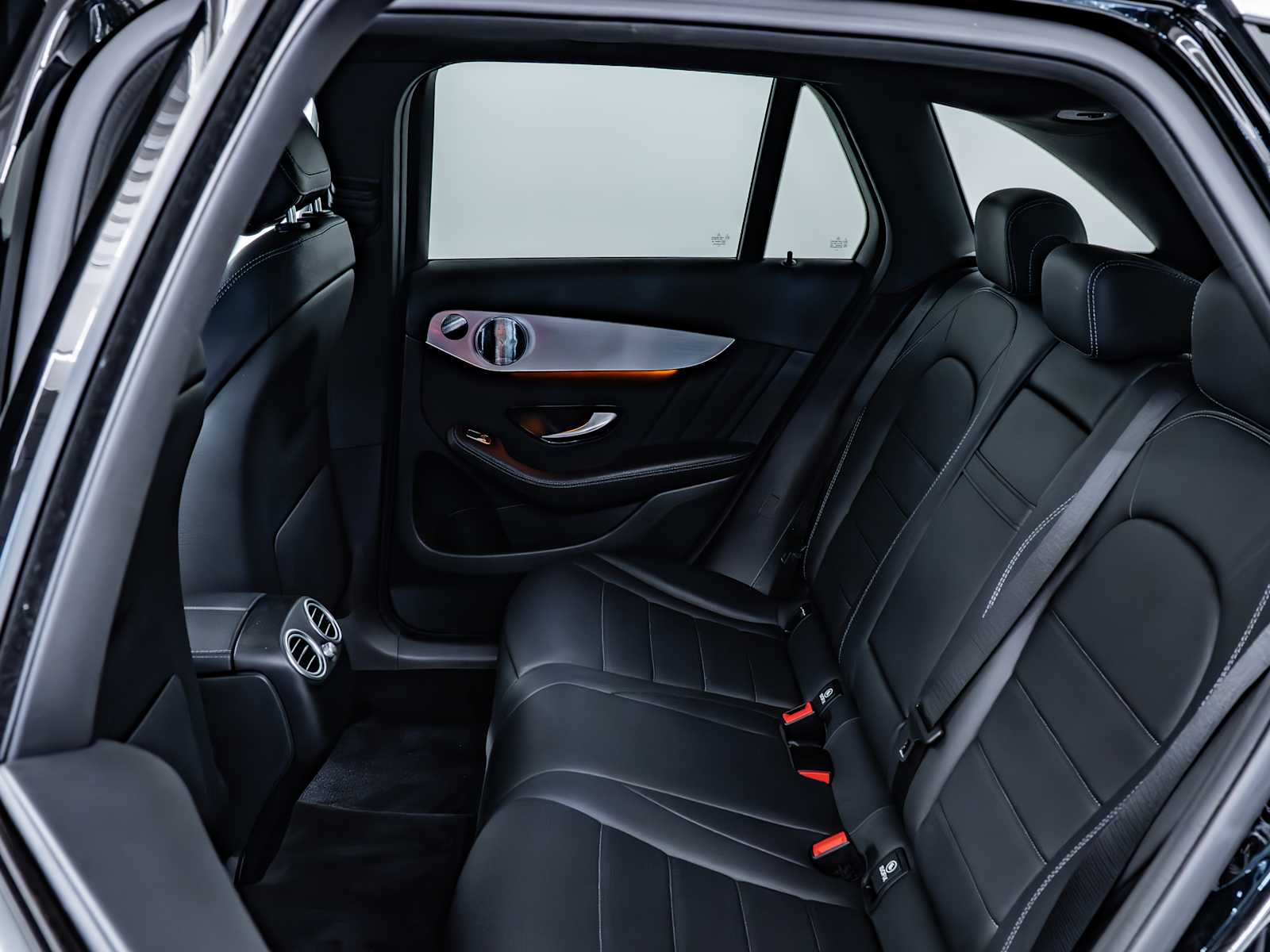 used 2019 Mercedes-Benz GLC 300 car, priced at $25,498