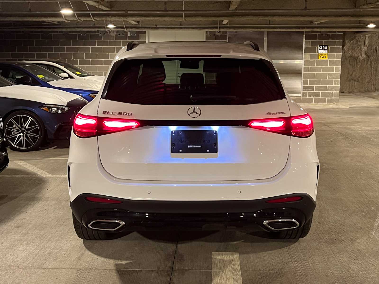 new 2025 Mercedes-Benz GLC 300 car