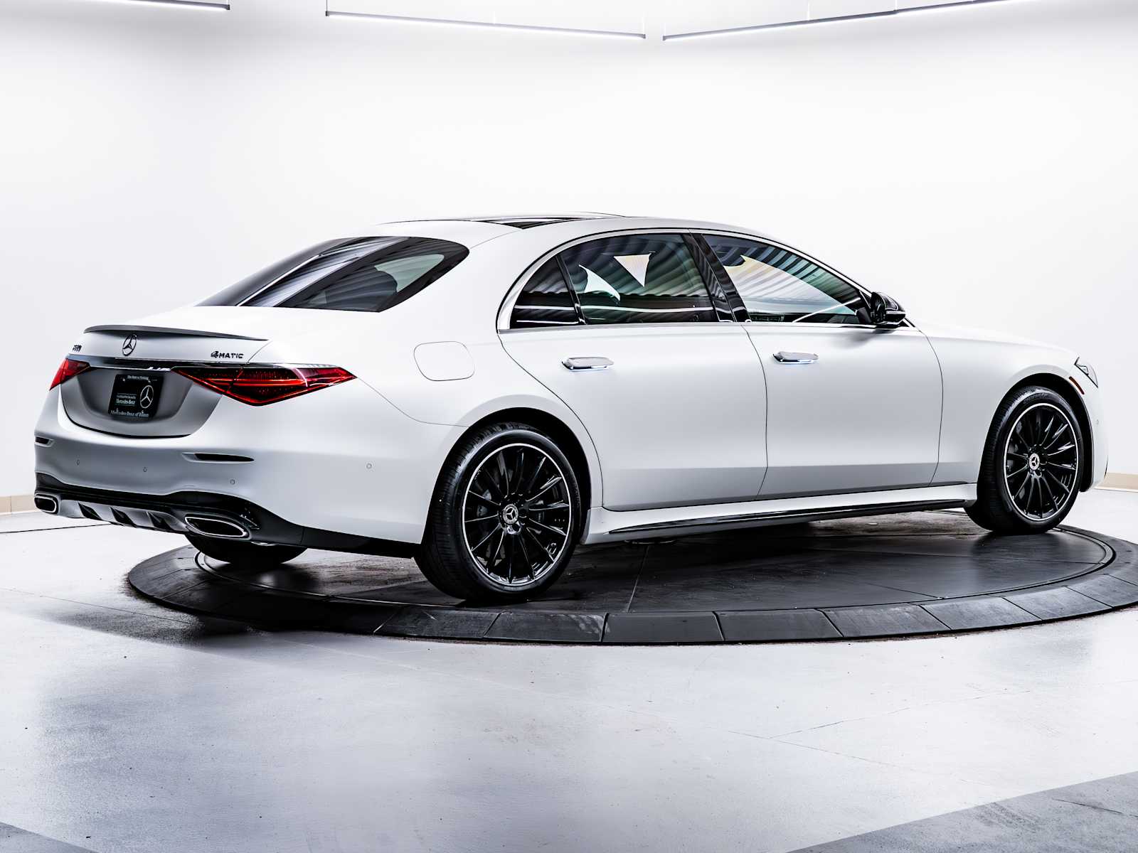used 2022 Mercedes-Benz S-Class car, priced at $76,998