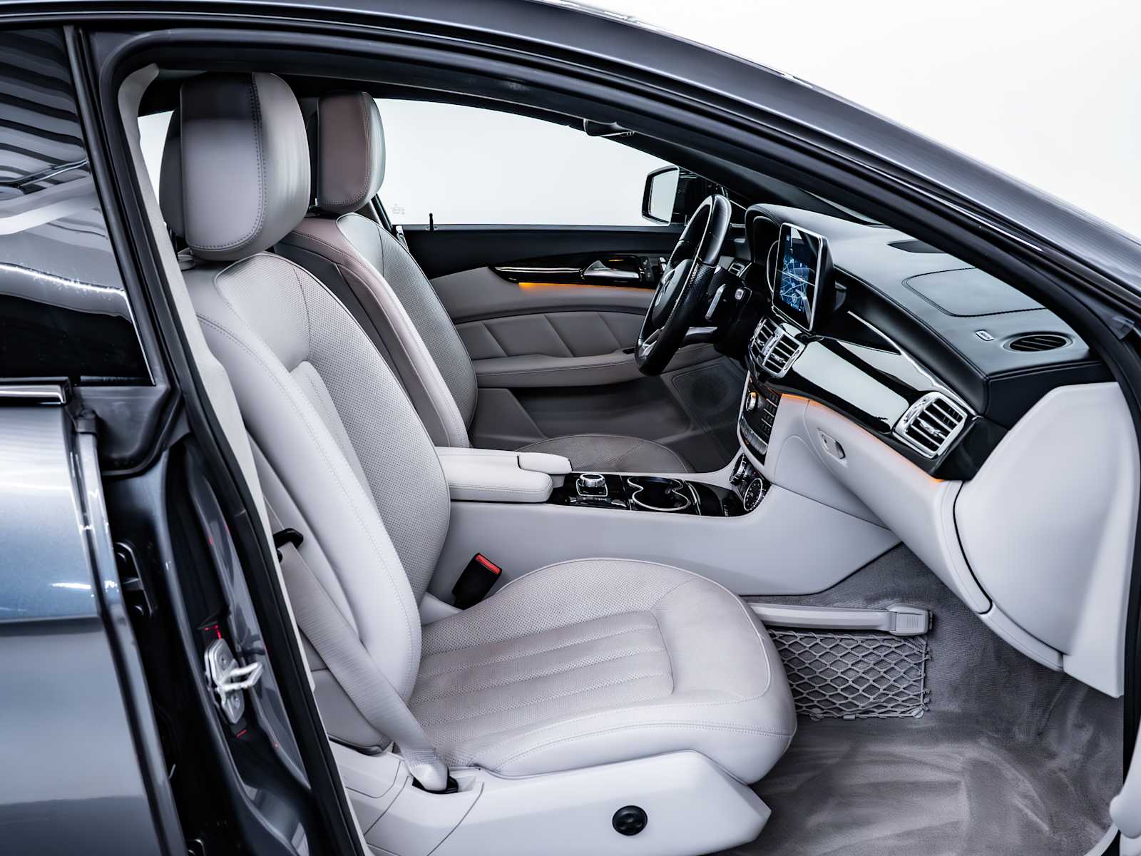 used 2018 Mercedes-Benz CLS 550 car, priced at $25,998