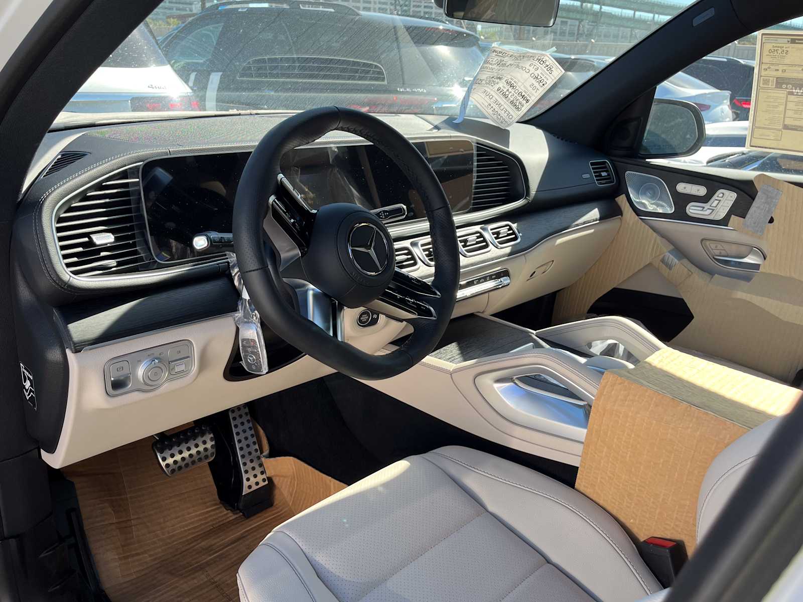 new 2025 Mercedes-Benz GLS 450 car