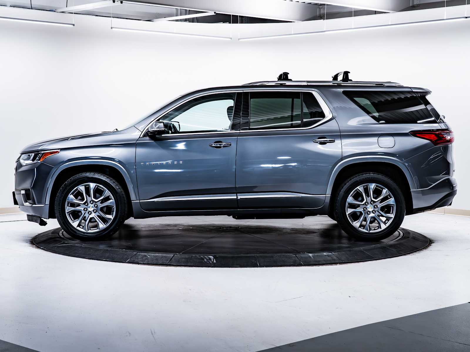 used 2019 Chevrolet Traverse car, priced at $24,398