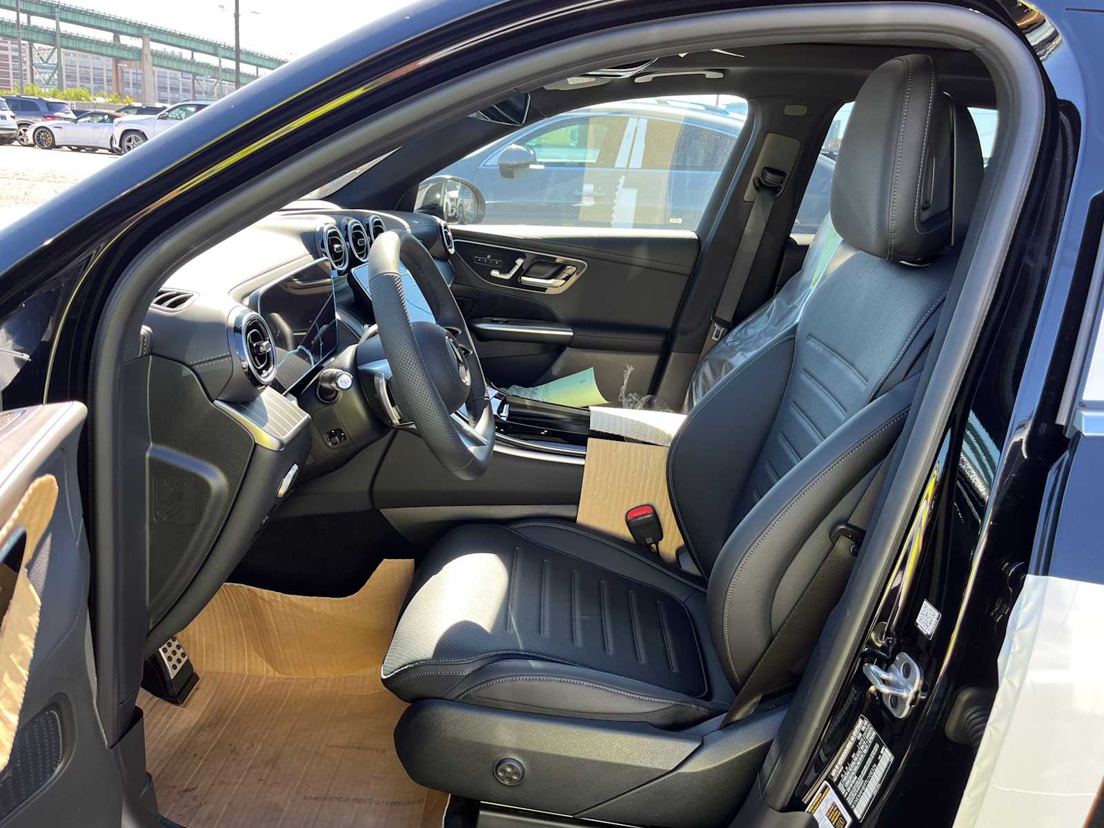new 2026 Mercedes-Benz GLC 300 car