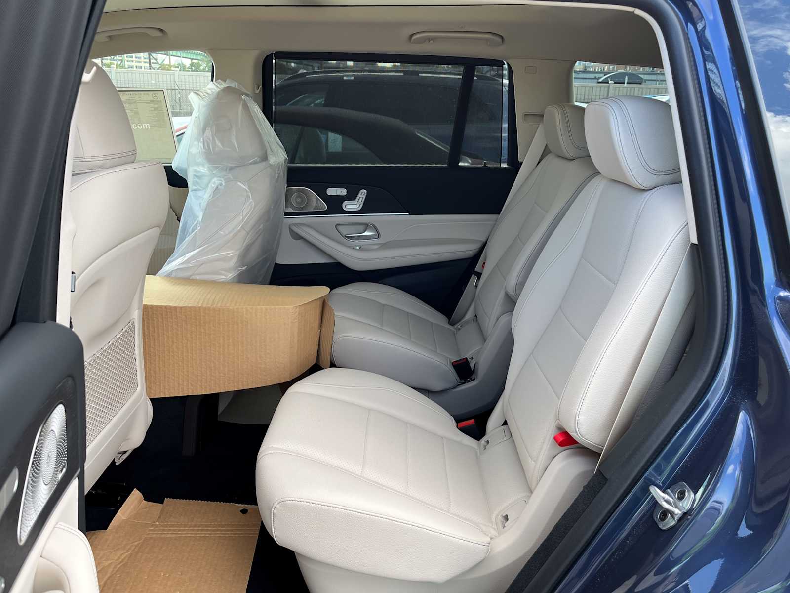 new 2026 Mercedes-Benz GLS 450 car