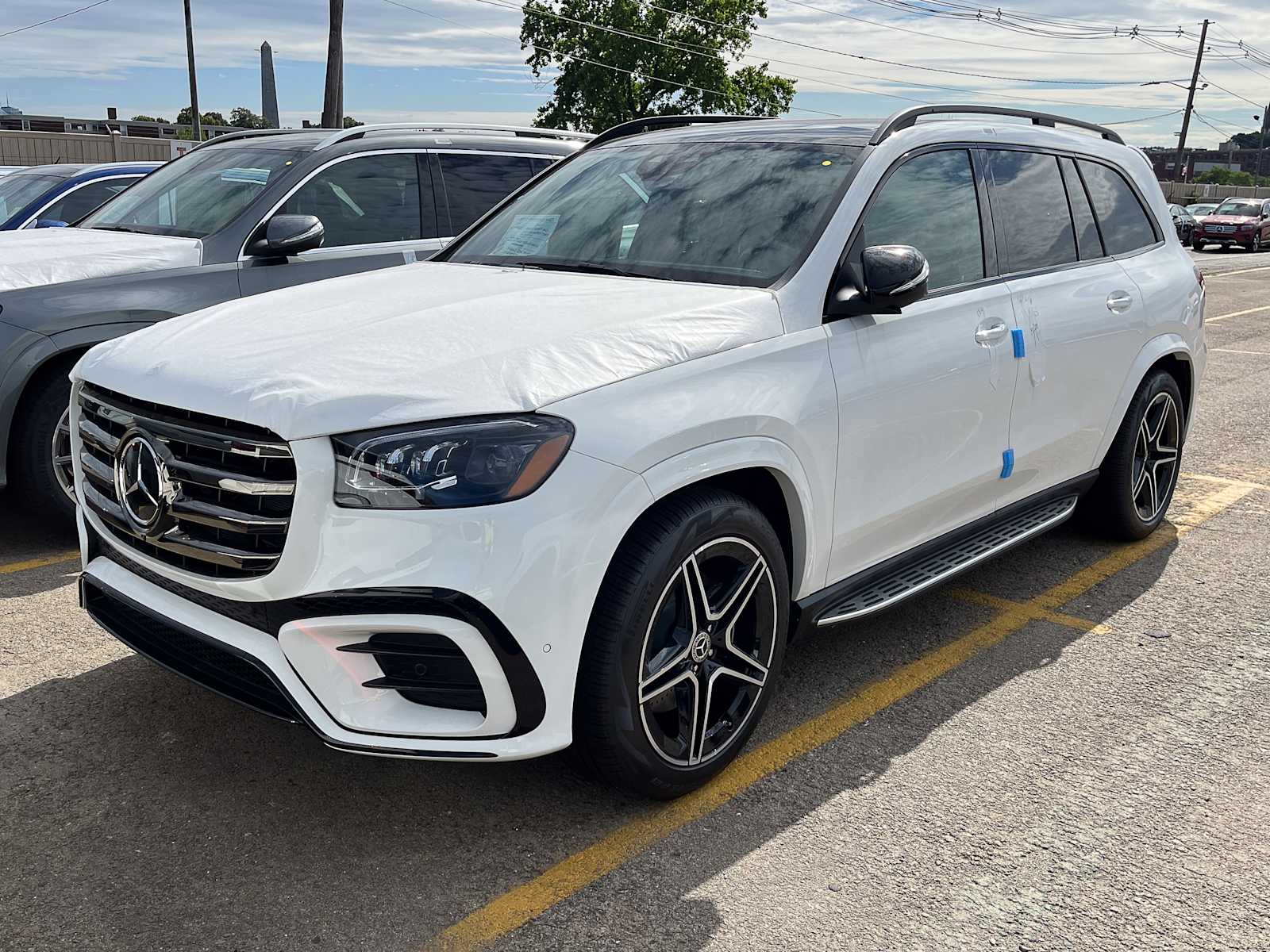 new 2025 Mercedes-Benz GLS 450 car