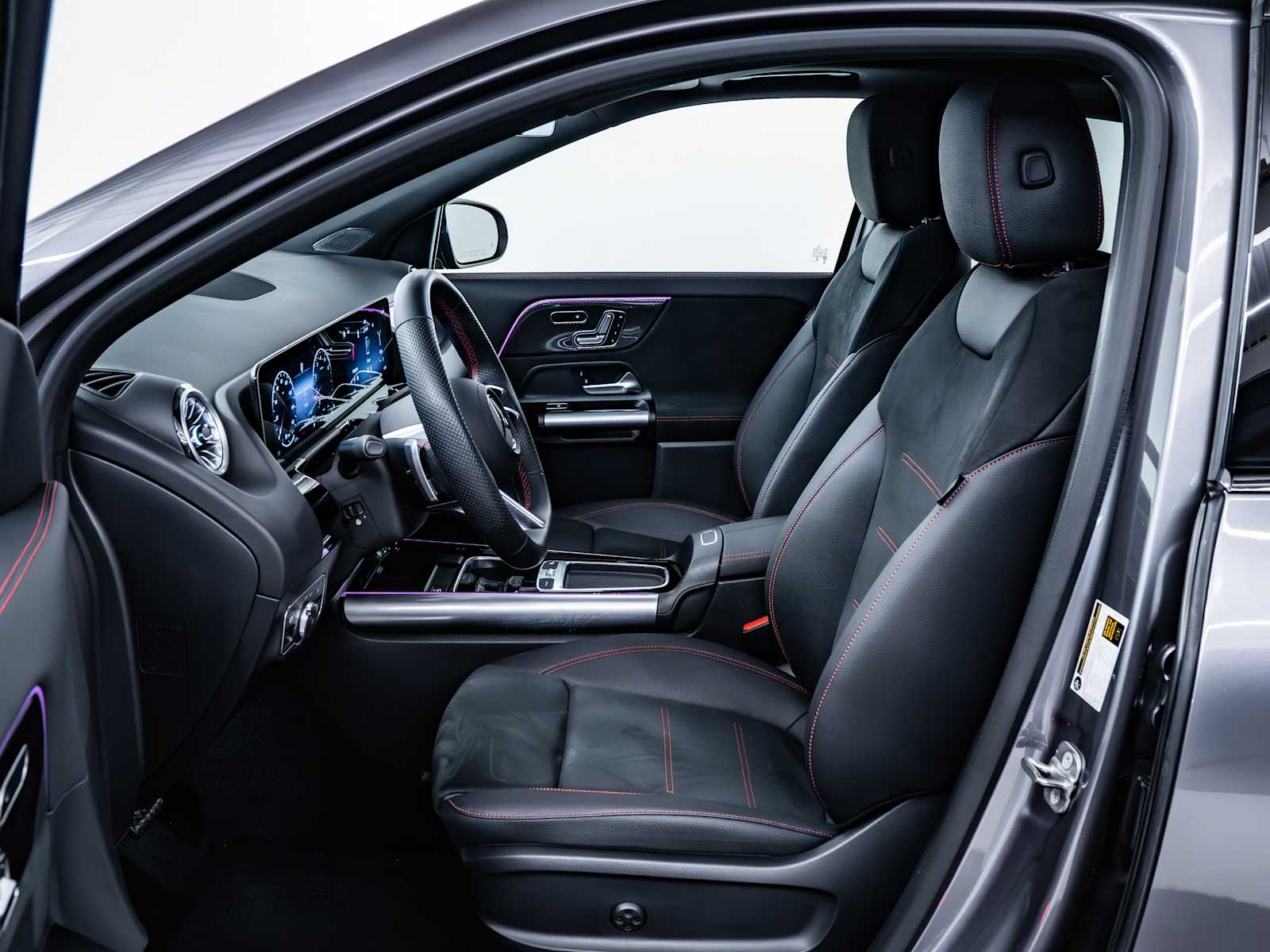 used 2025 Mercedes-Benz GLA 250 car, priced at $47,498