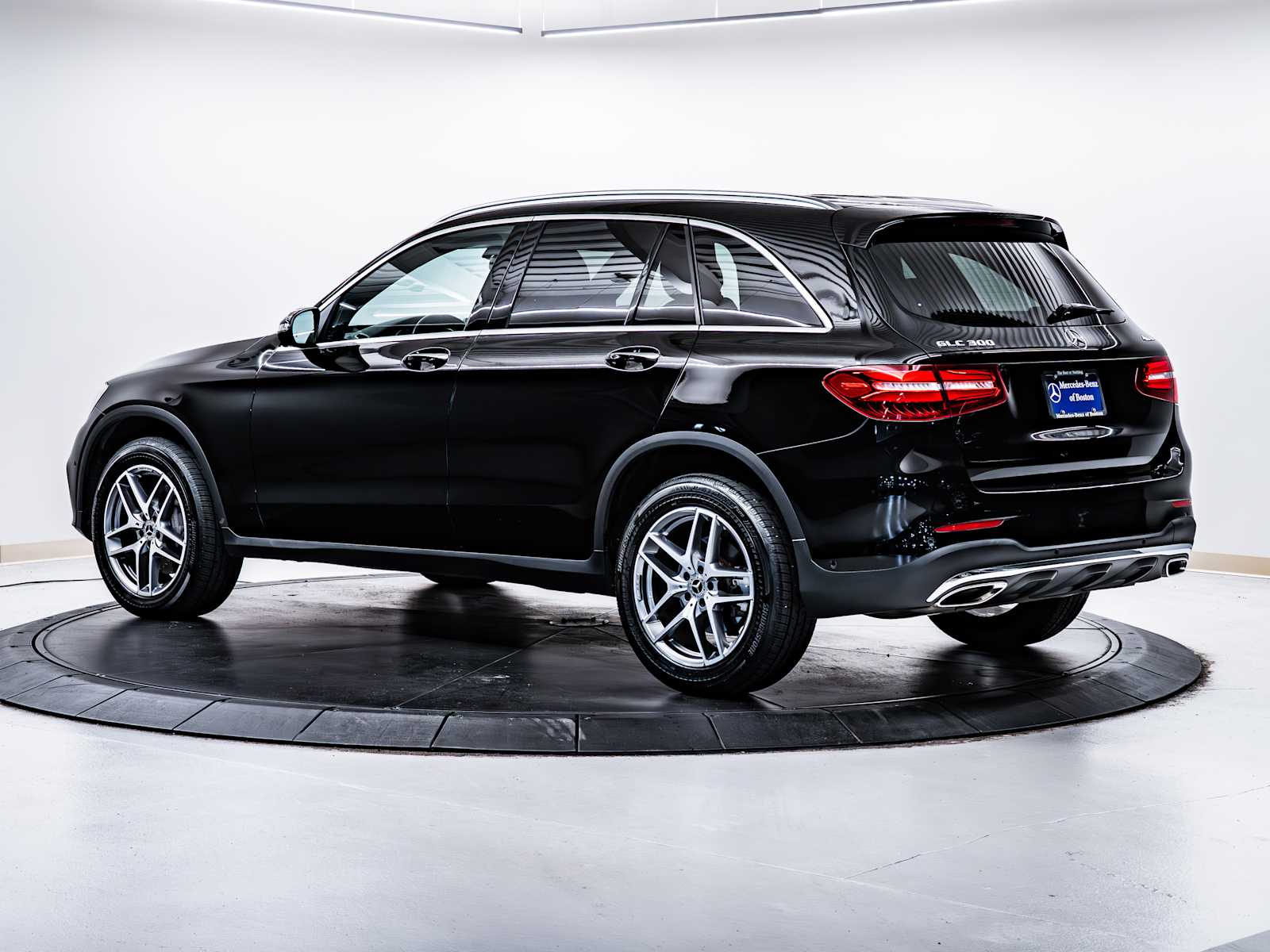 used 2019 Mercedes-Benz GLC 300 car, priced at $25,498