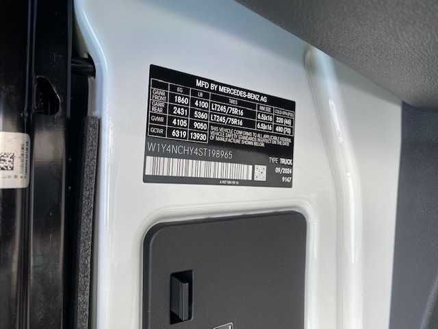 new 2025 Mercedes-Benz Sprinter 2500 car