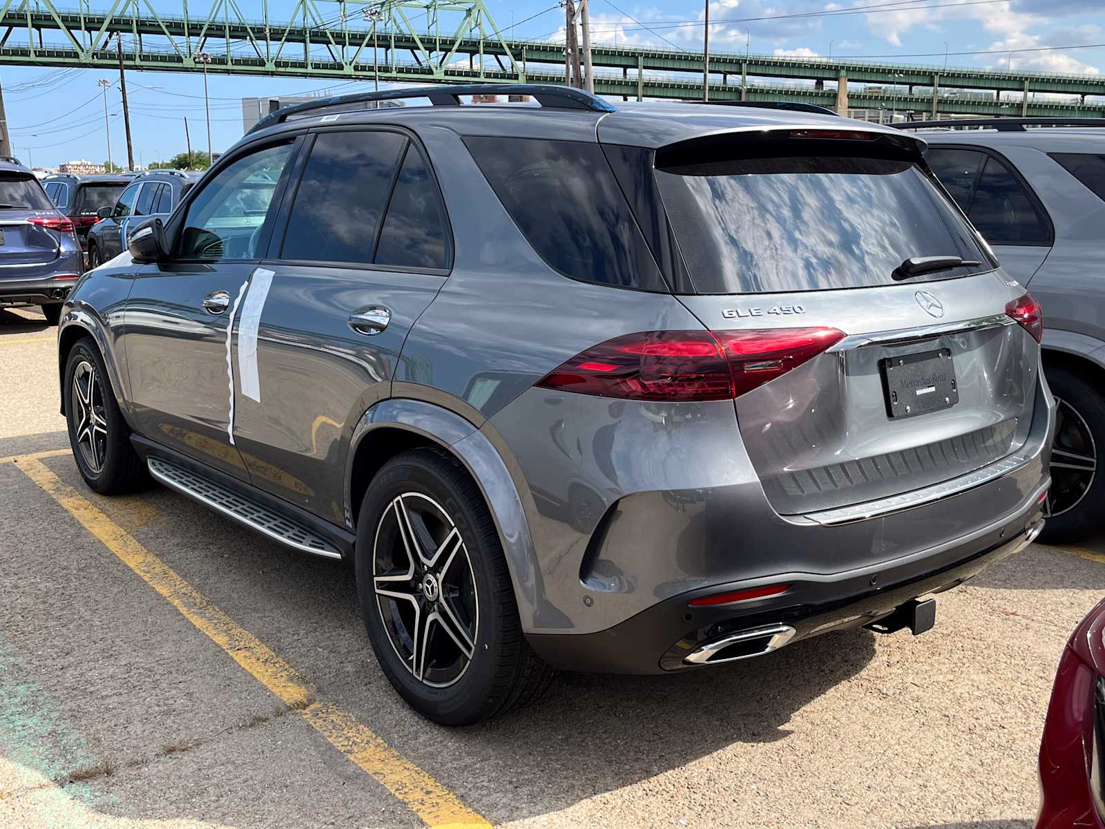 new 2026 Mercedes-Benz GLE 450 car