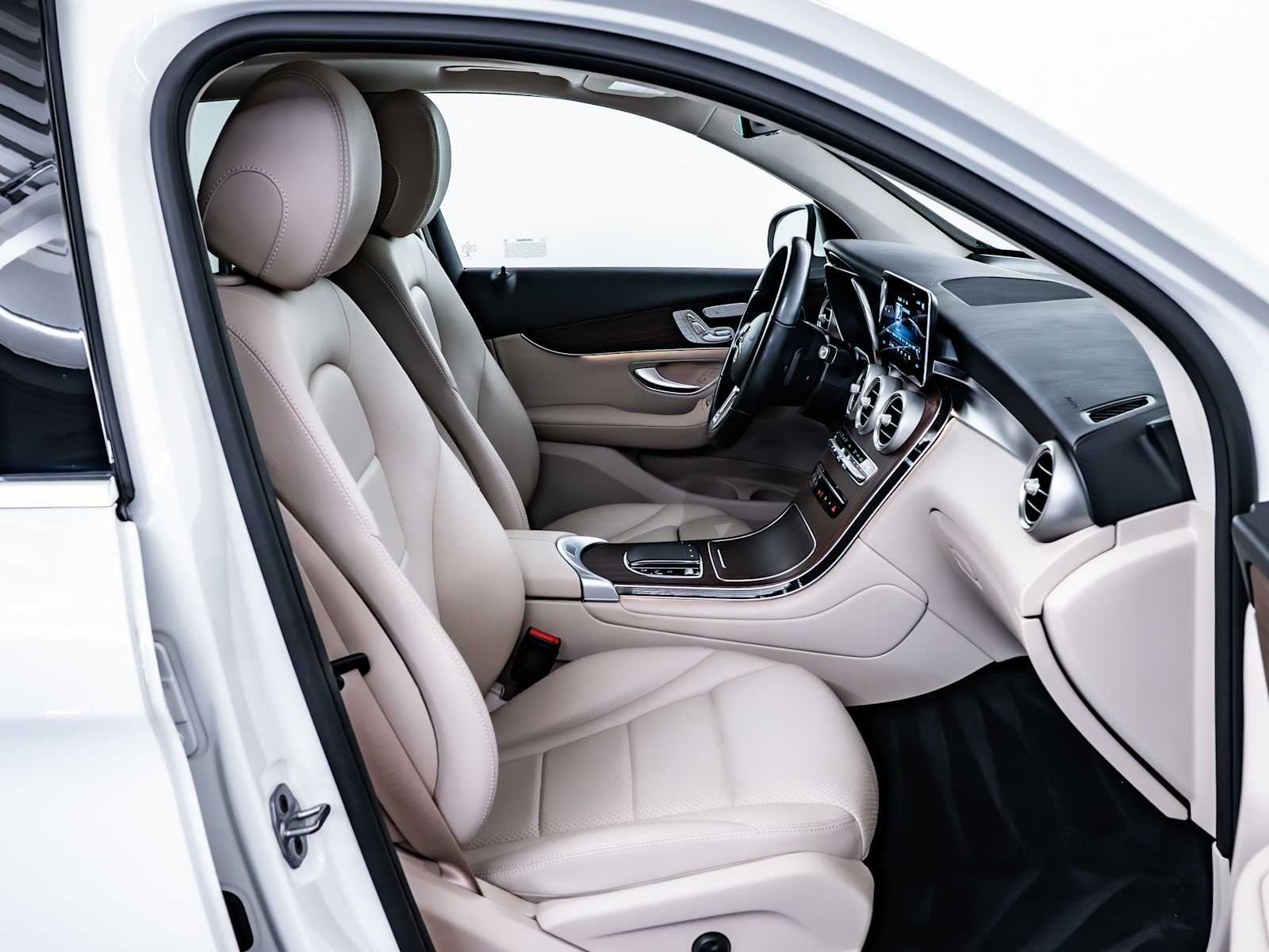 used 2022 Mercedes-Benz GLC 300 car, priced at $32,798