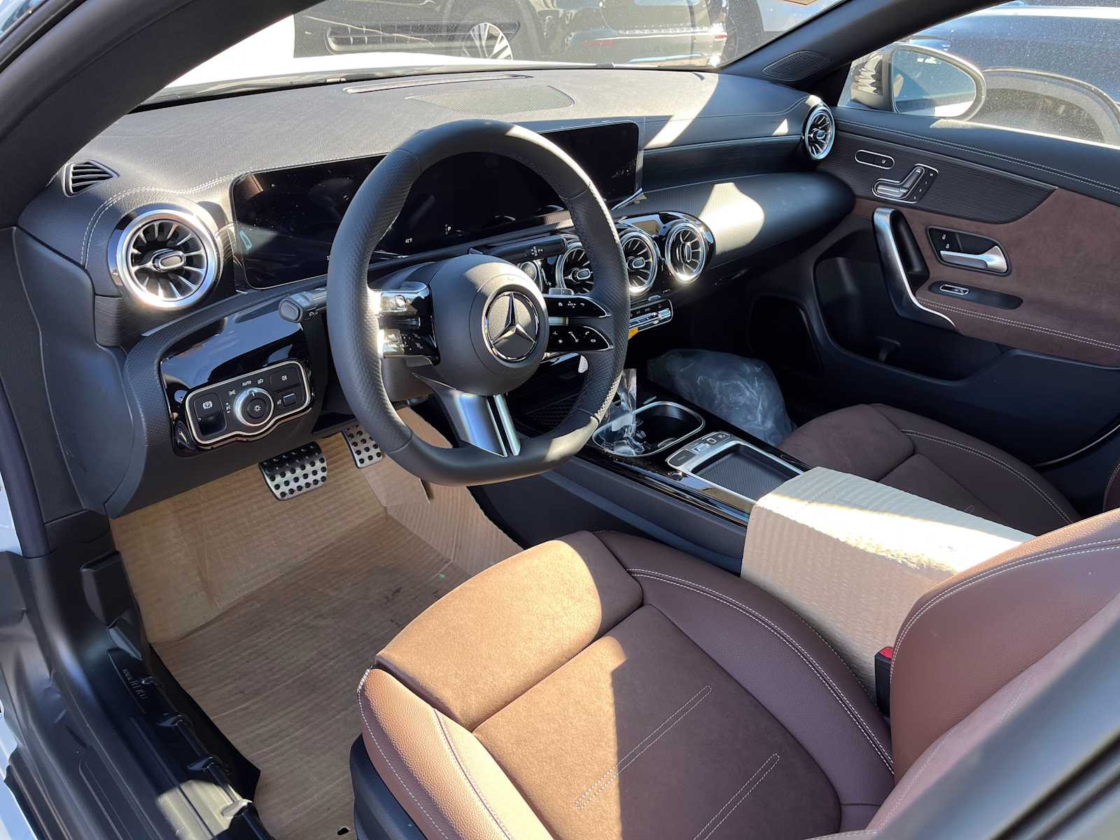 new 2025 Mercedes-Benz CLA 250 car