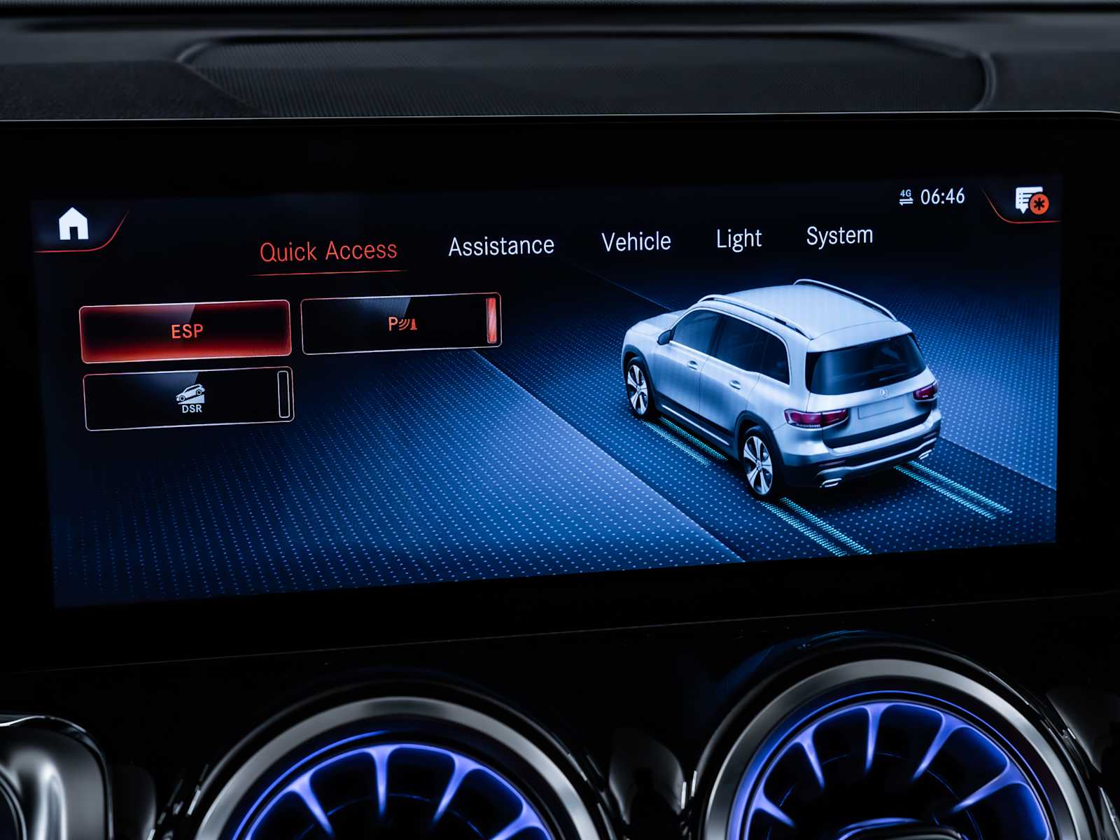 used 2022 Mercedes-Benz GLB 250 car, priced at $33,998