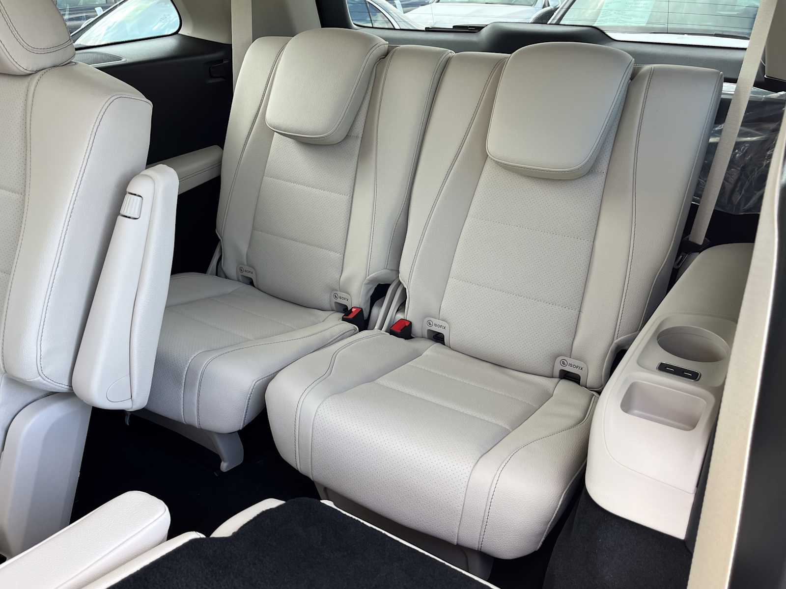 new 2026 Mercedes-Benz GLS 450 car
