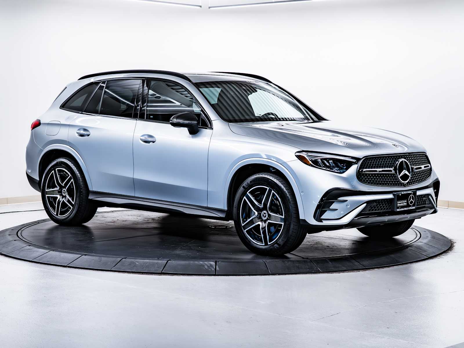 used 2025 Mercedes-Benz GLC 300 car, priced at $49,998