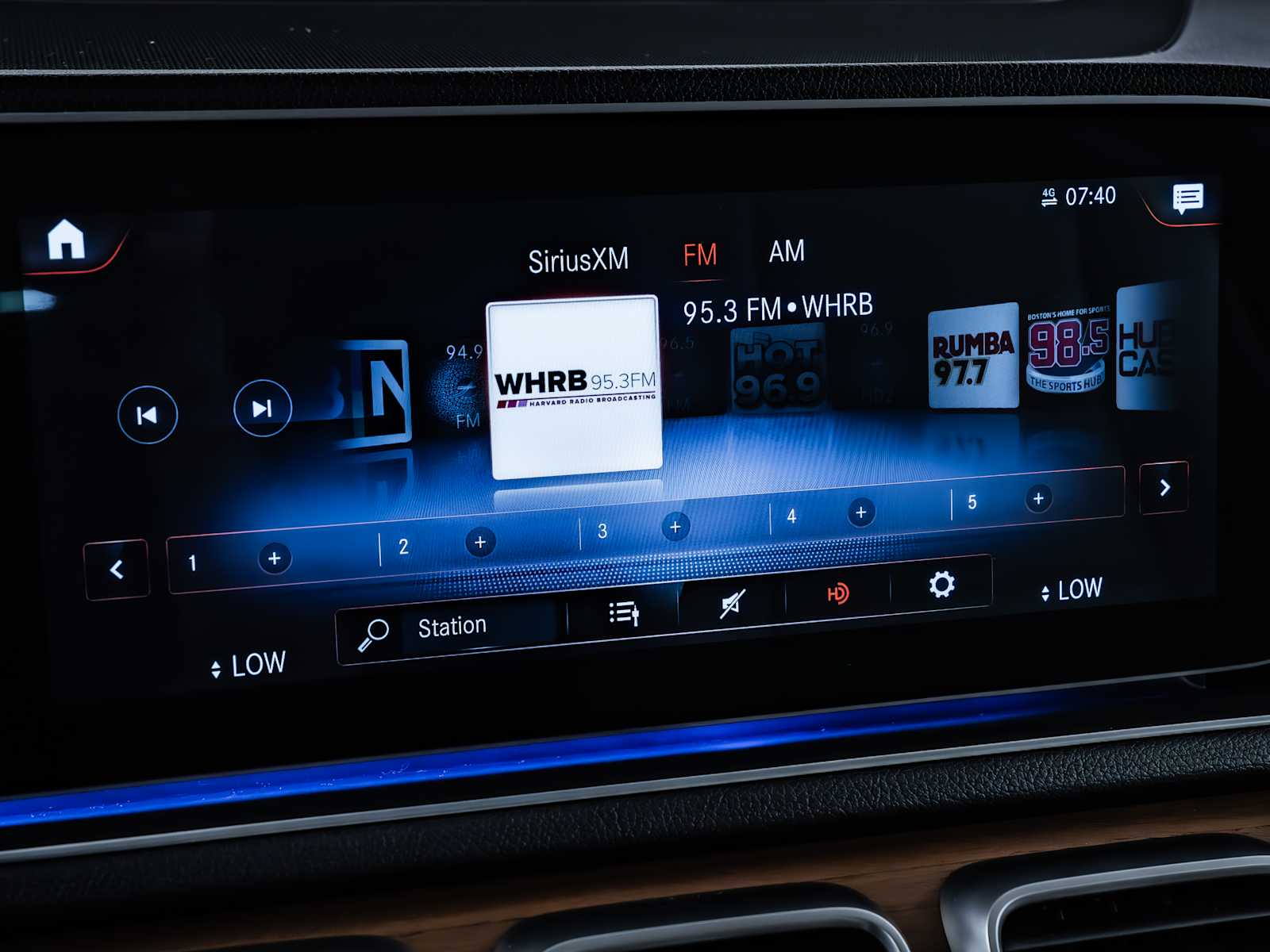 used 2022 Mercedes-Benz GLE 350 car, priced at $41,998