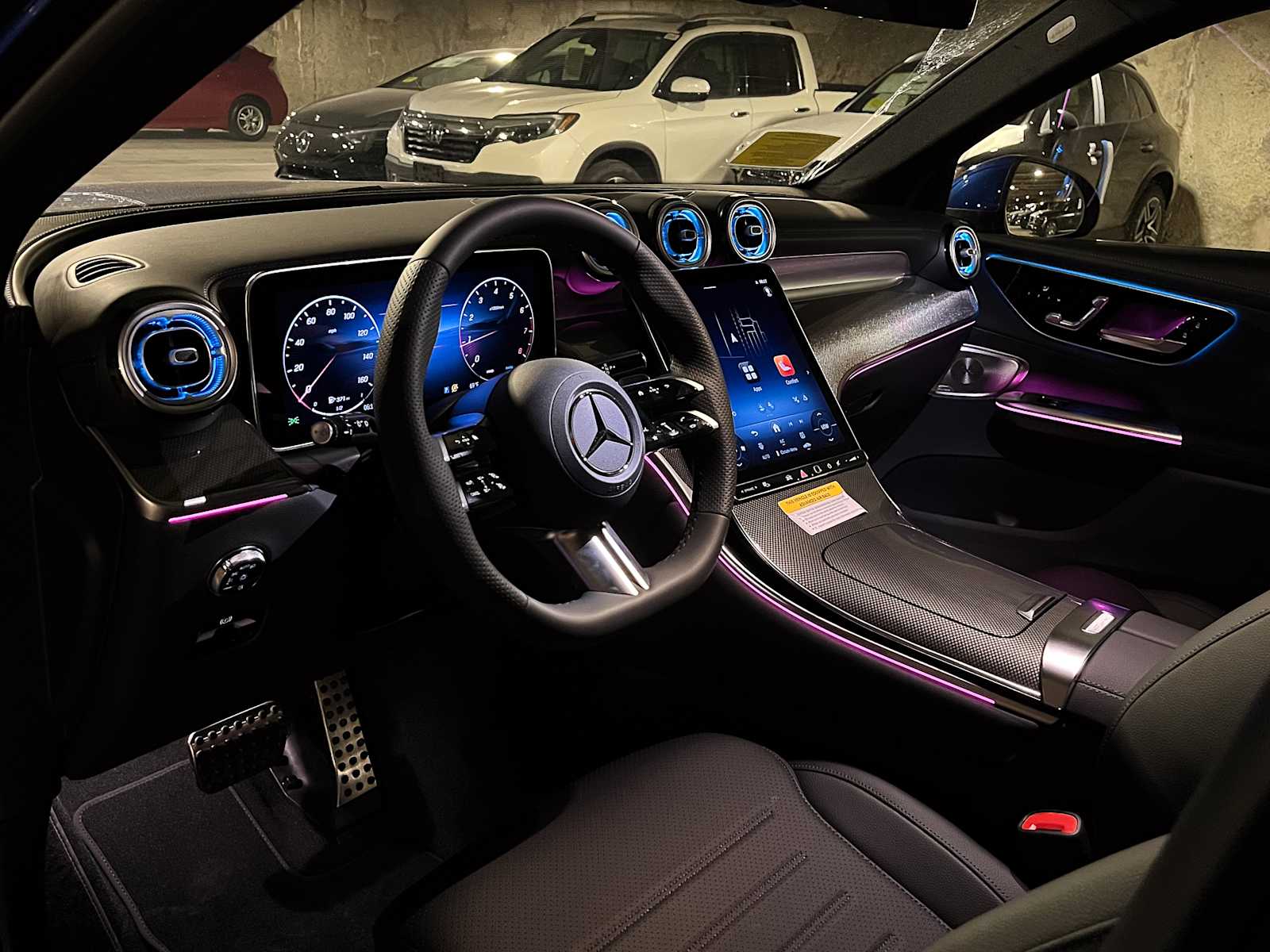 new 2025 Mercedes-Benz GLC 300 car