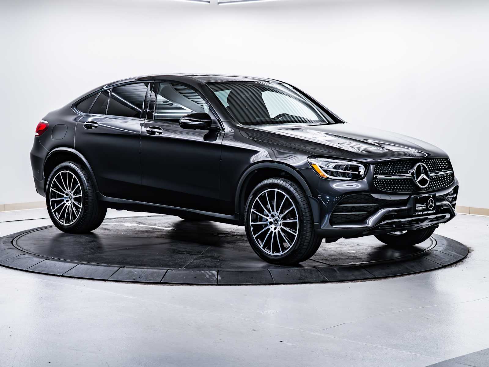 used 2020 Mercedes-Benz GLC 300 car, priced at $39,998