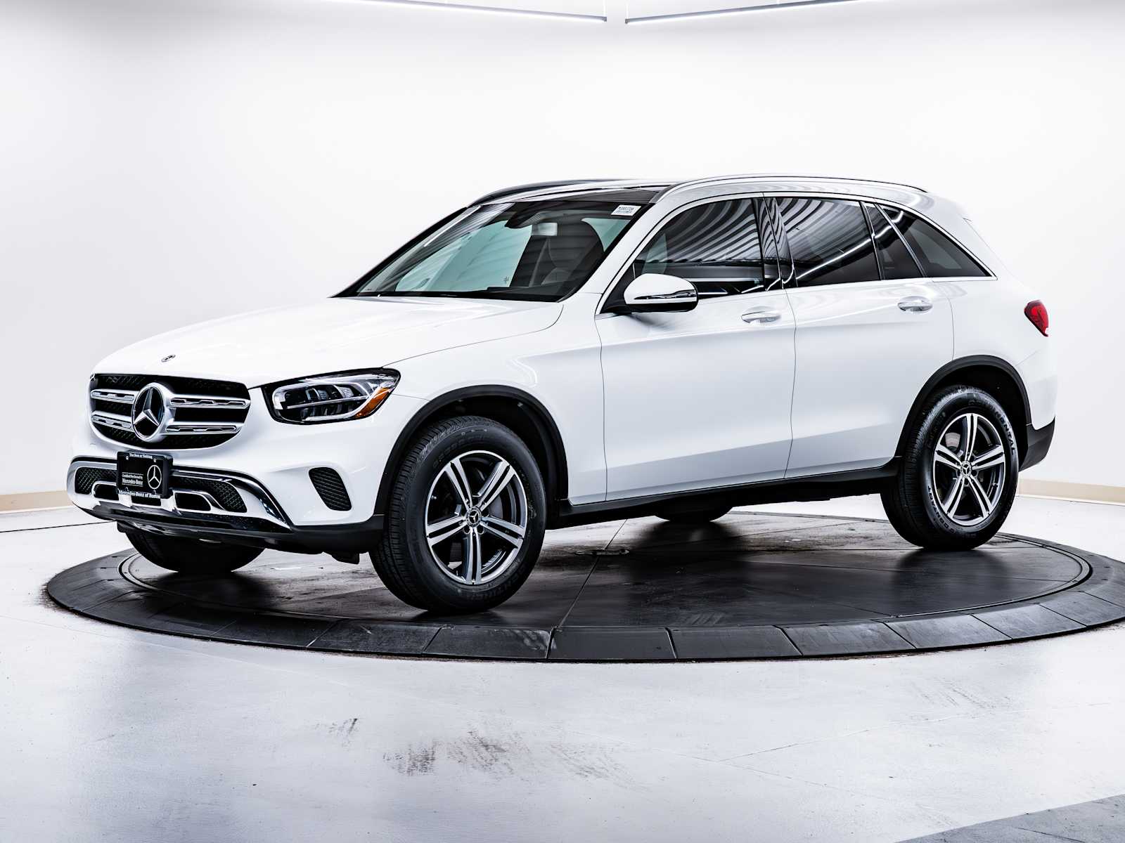 used 2020 Mercedes-Benz GLC 300 car, priced at $27,898