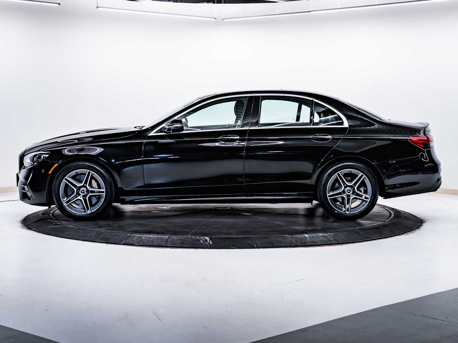 used 2022 Mercedes-Benz E-Class car, priced at $42,198