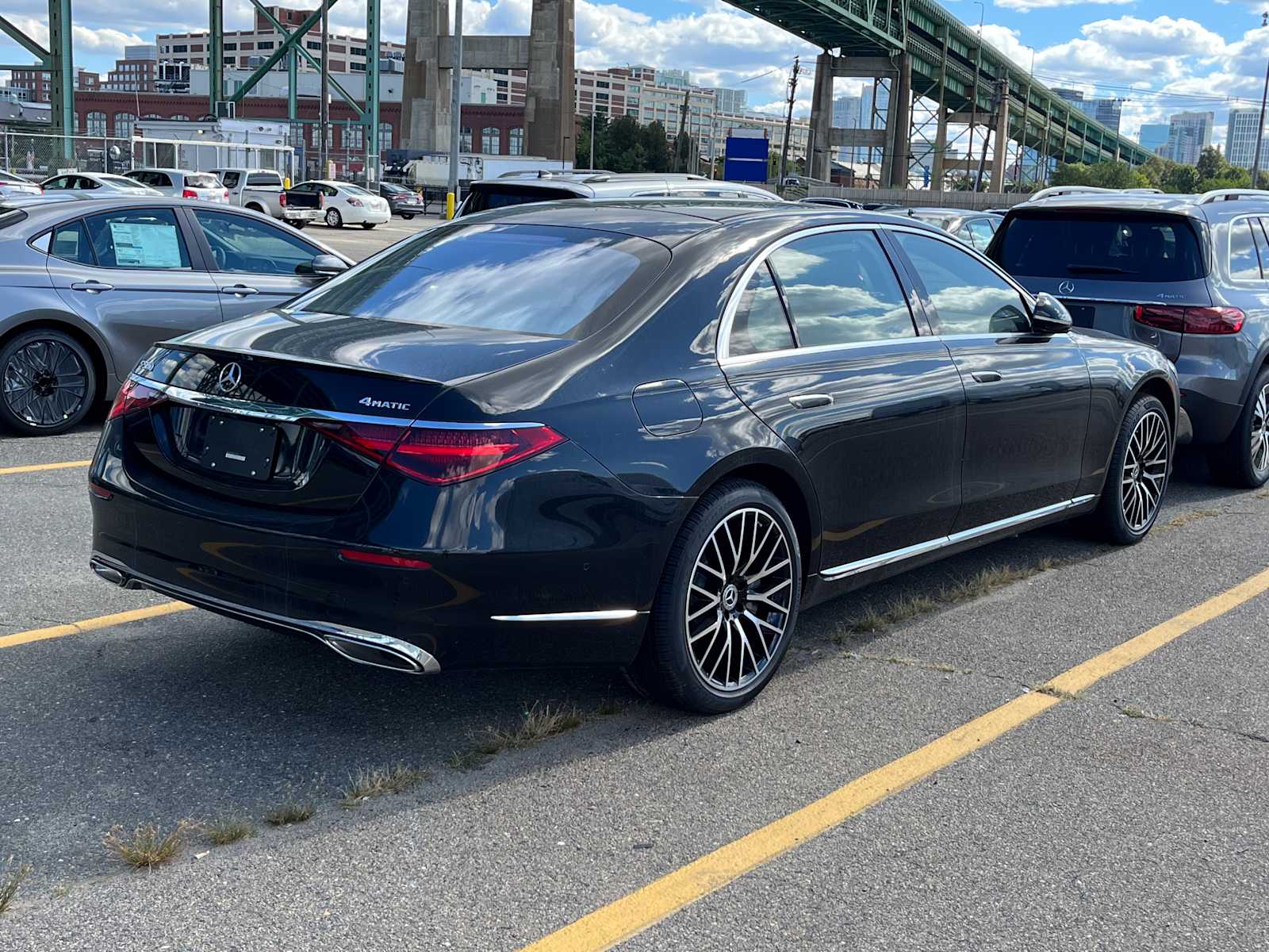 new 2025 Mercedes-Benz S-Class car