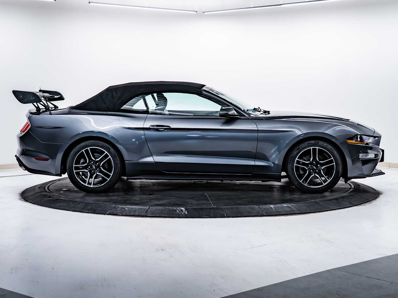 used 2022 Ford Mustang car, priced at $23,998