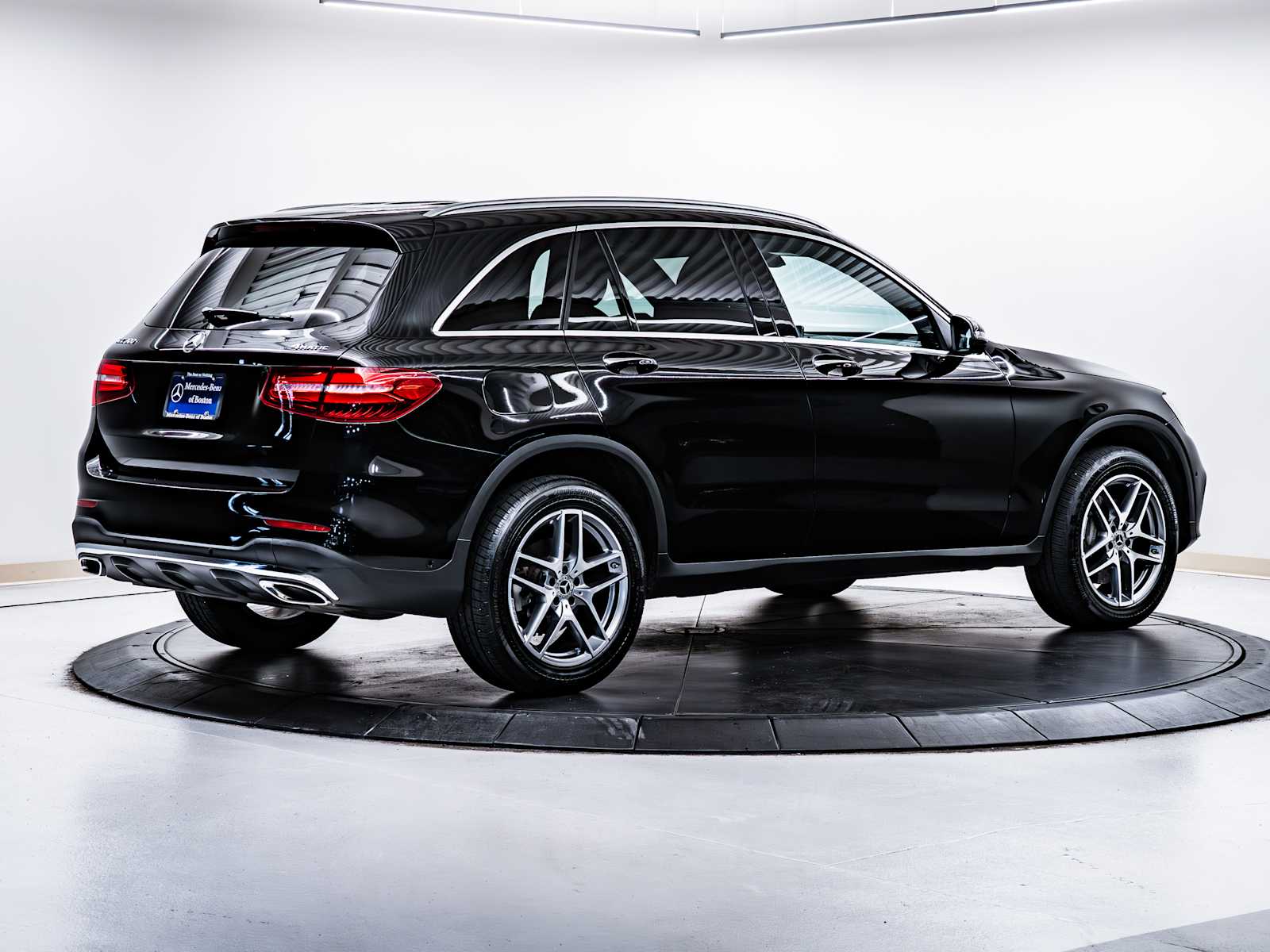 used 2019 Mercedes-Benz GLC 300 car, priced at $25,498