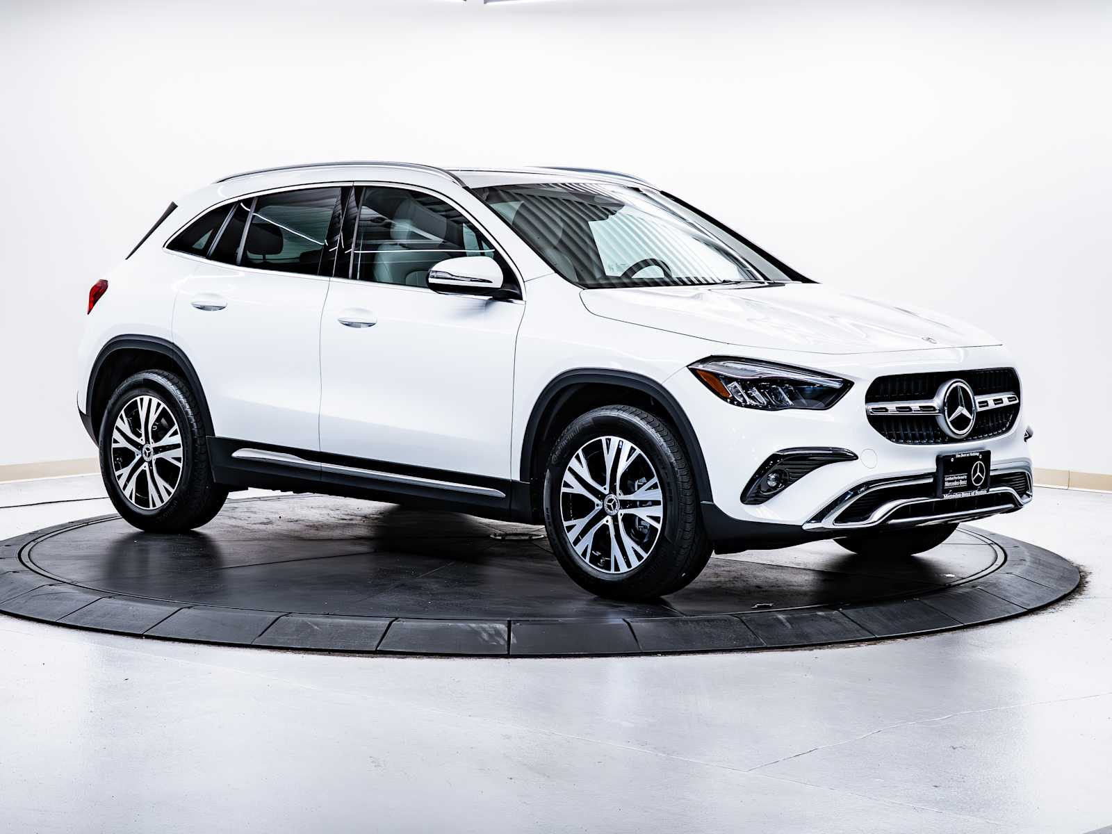 used 2025 Mercedes-Benz GLA 250 car, priced at $38,998