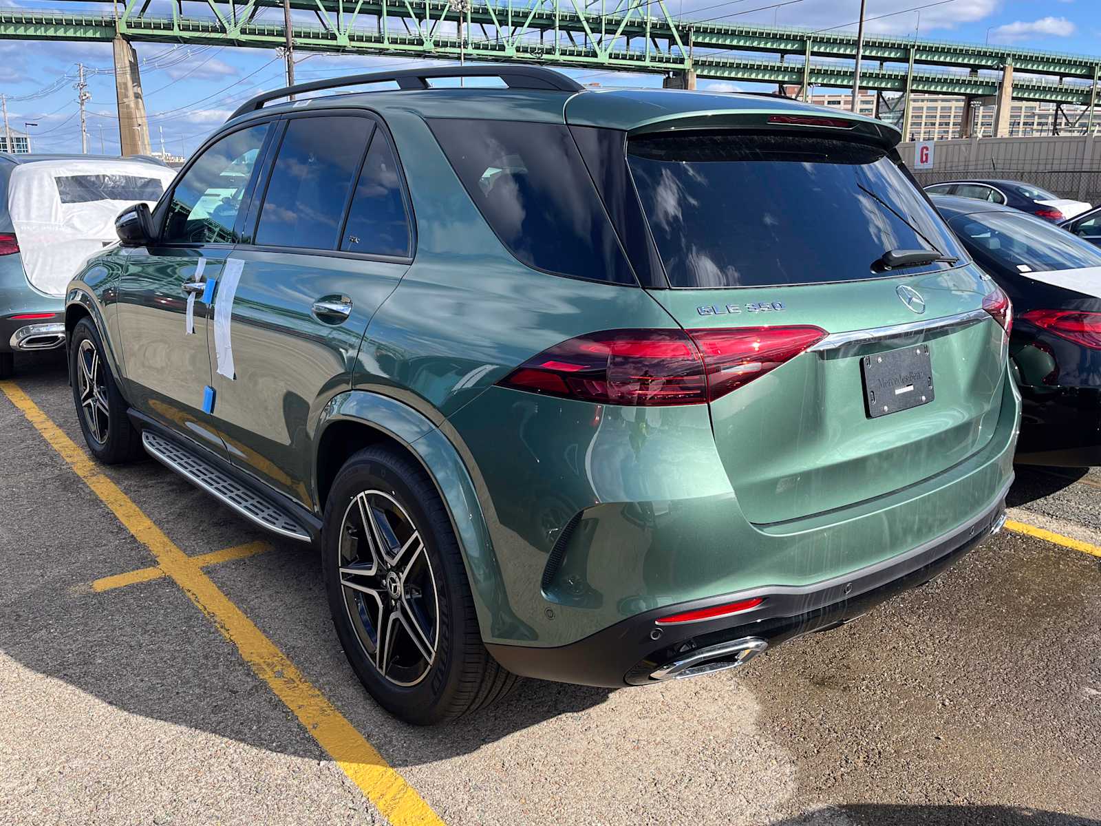 new 2025 Mercedes-Benz GLE 350 car