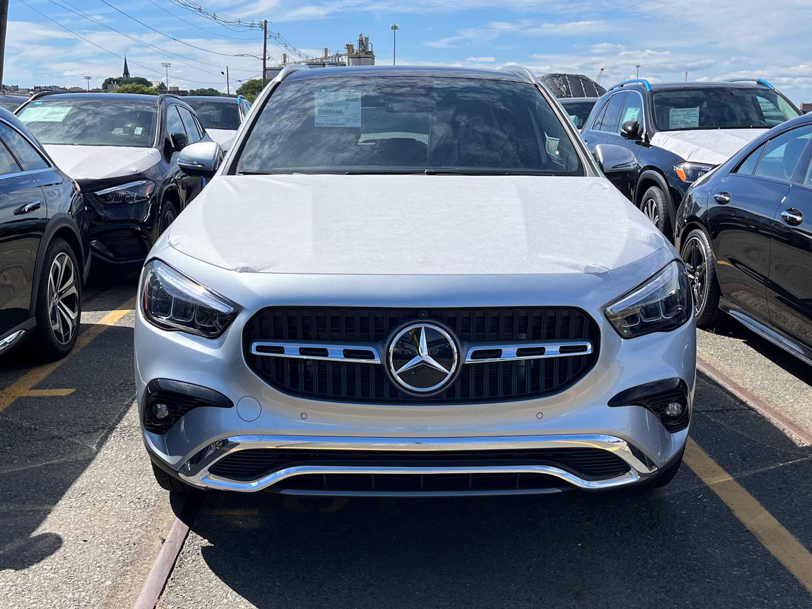 new 2026 Mercedes-Benz GLA 250 car