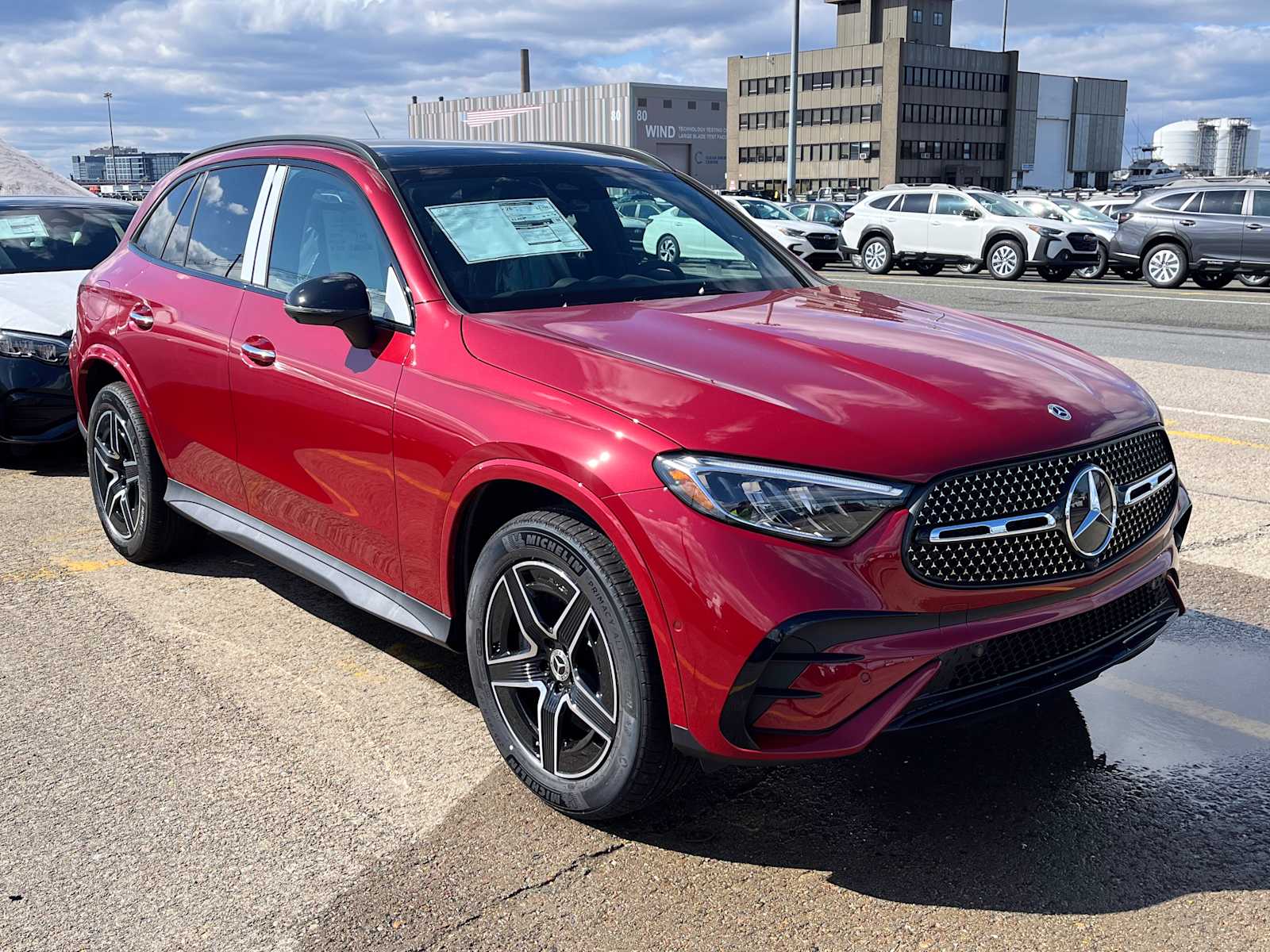 new 2025 Mercedes-Benz GLC 300 car