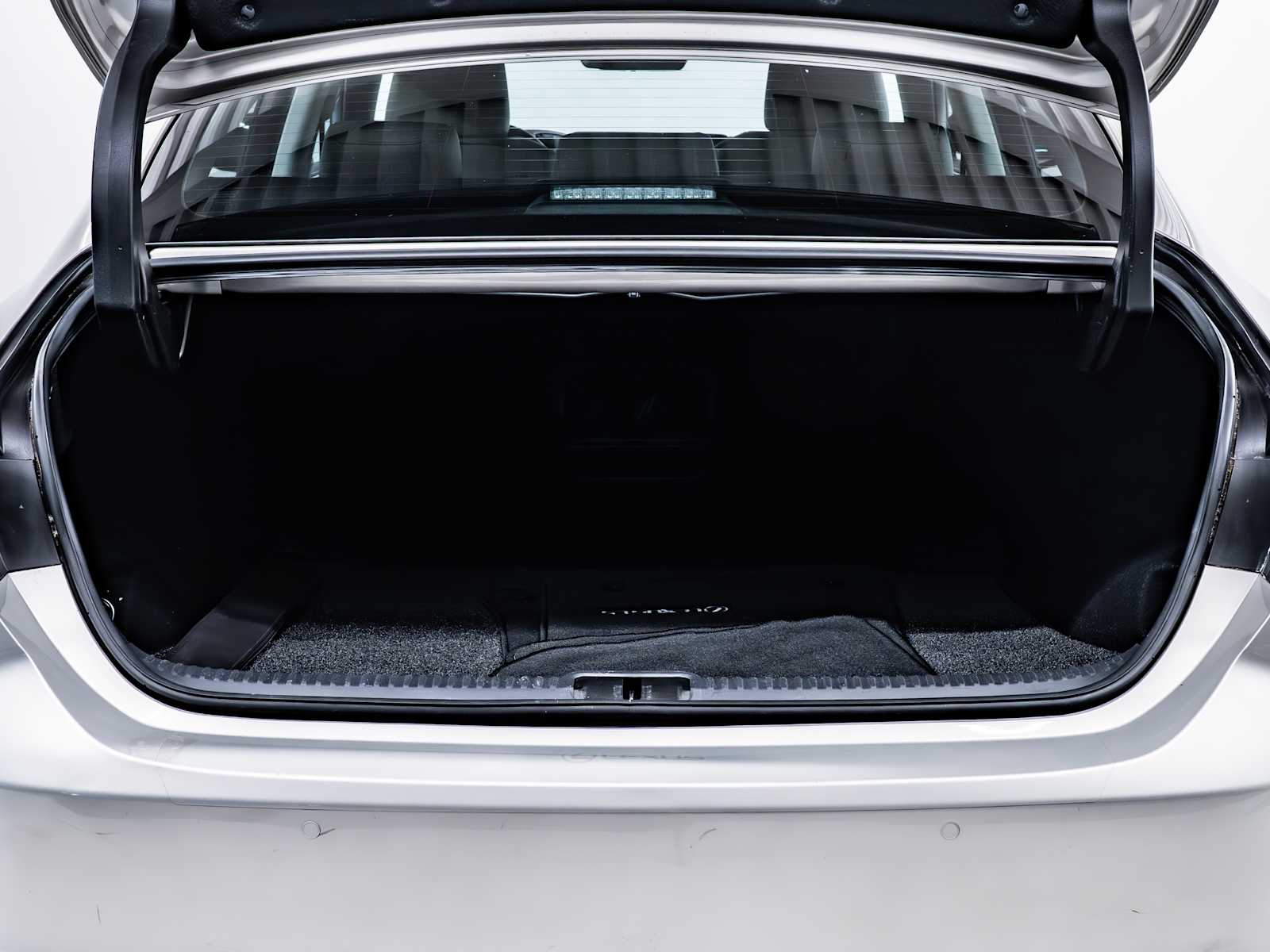 used 2019 Lexus ES 350 car, priced at $30,998