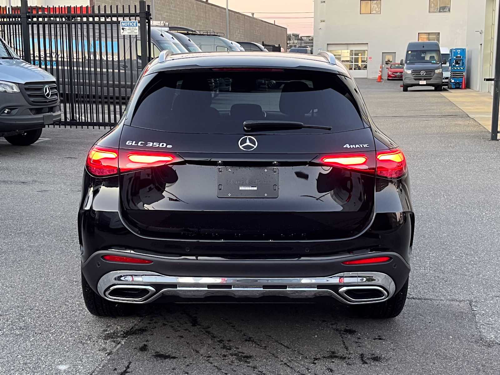 new 2025 Mercedes-Benz GLC 350e Plug-In Hybrid car