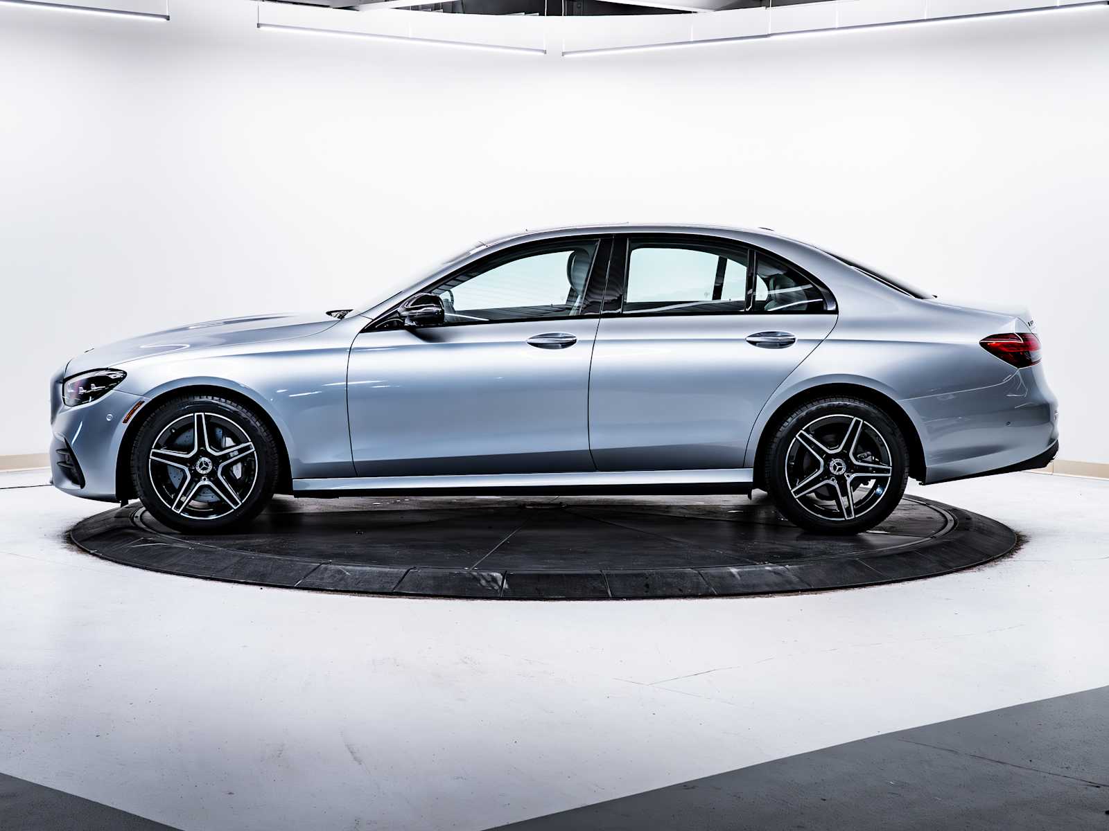 used 2022 Mercedes-Benz E-Class car, priced at $42,998