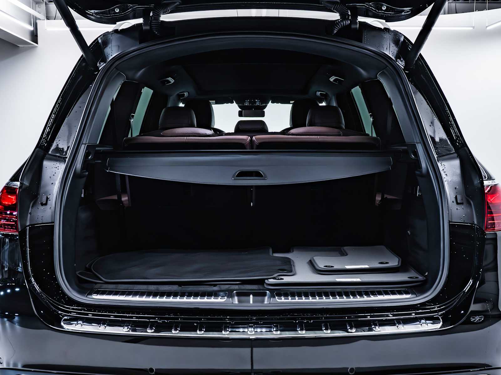 used 2025 Mercedes-Benz GLS 450 car, priced at $85,898