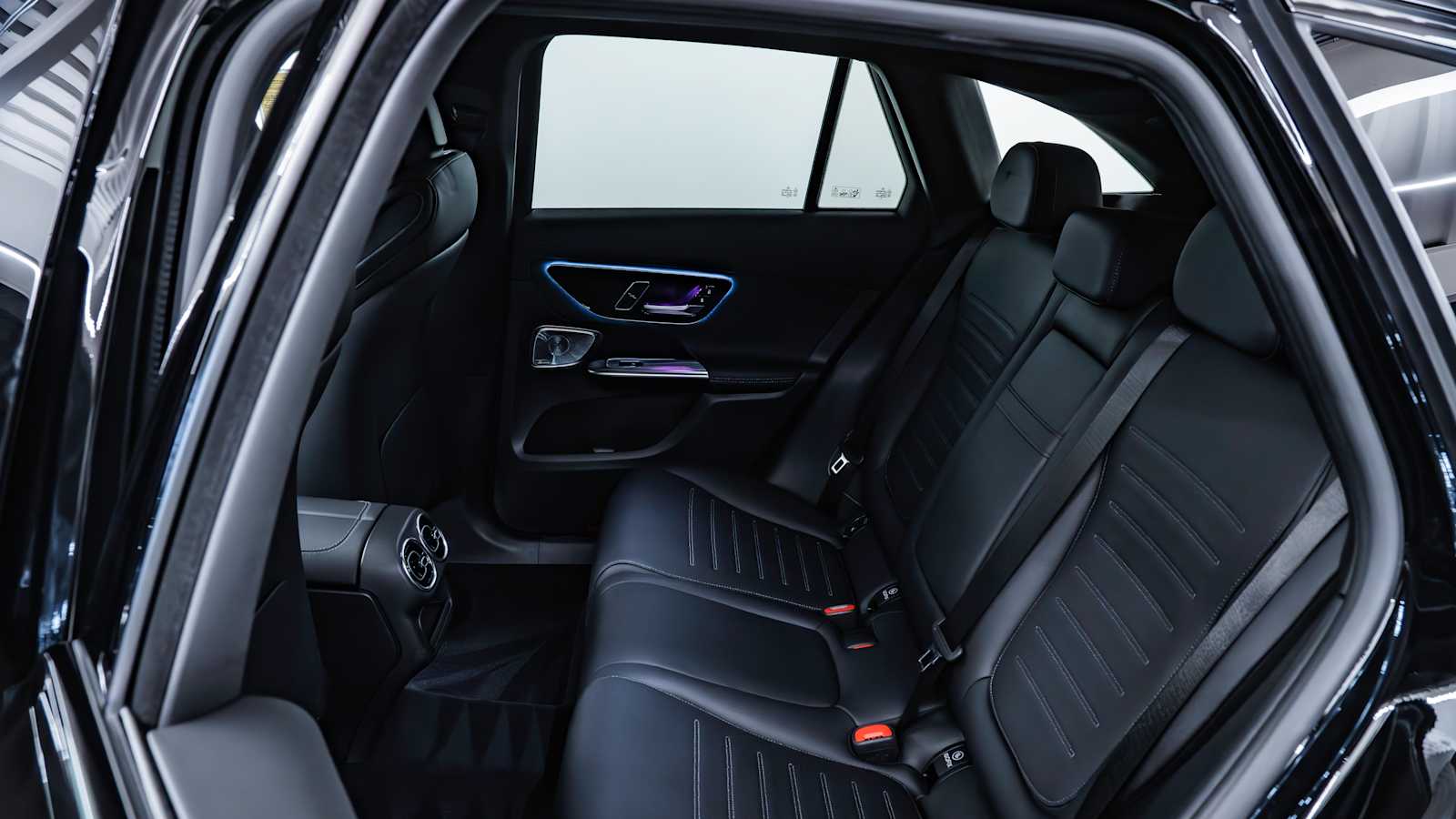 used 2024 Mercedes-Benz GLC 300 car, priced at $47,878