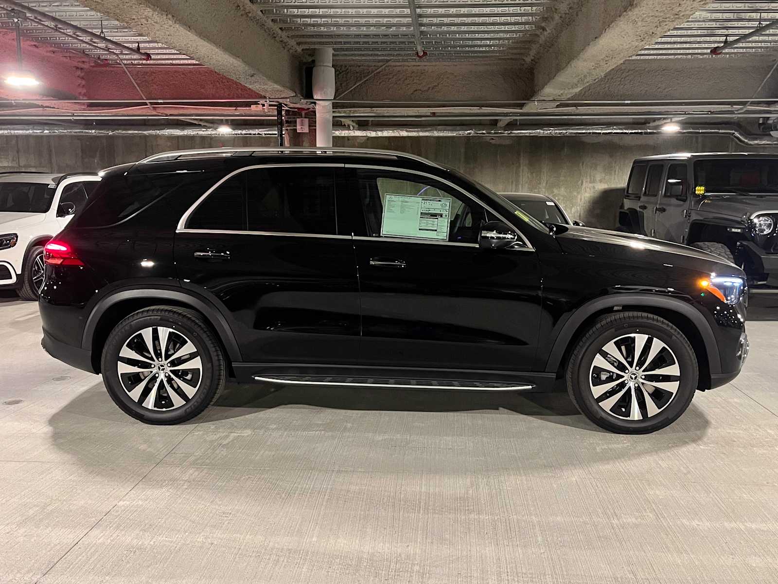 new 2025 Mercedes-Benz GLE 450 car