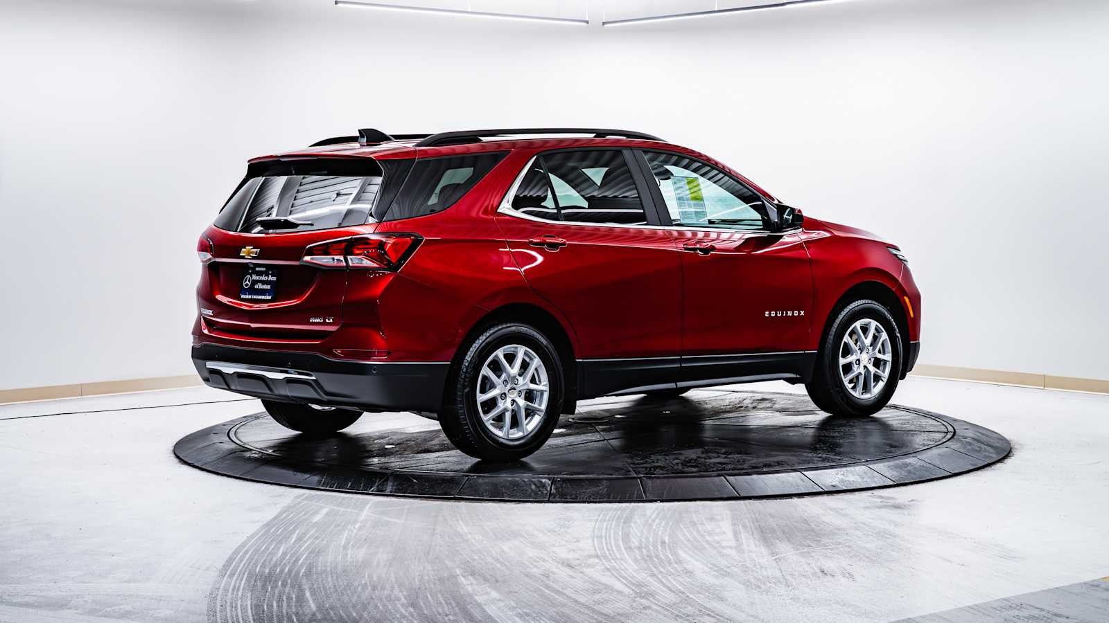 used 2023 Chevrolet Equinox car, priced at $22,718